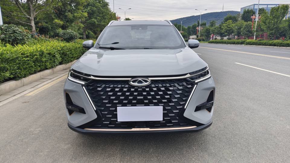 奇瑞 2022款 瑞虎8 PRO 2.0T 390T 两驱浩瀚版5座