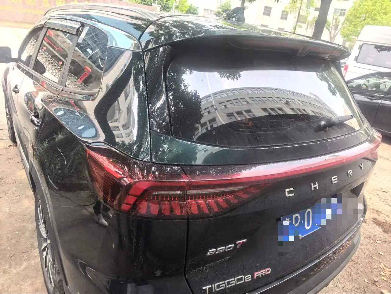 奇瑞 2022款 瑞虎8 PRO 1.6T 290T 两驱天穹版5座