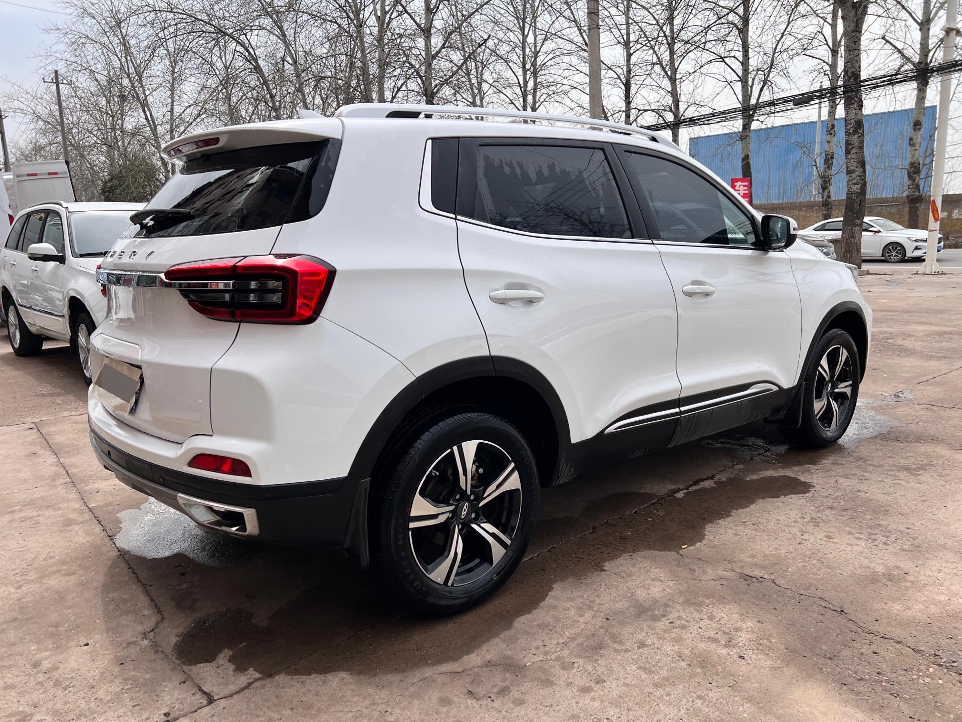 奇瑞 2021款 瑞虎5x 1.5 超级英雄版 豪华型