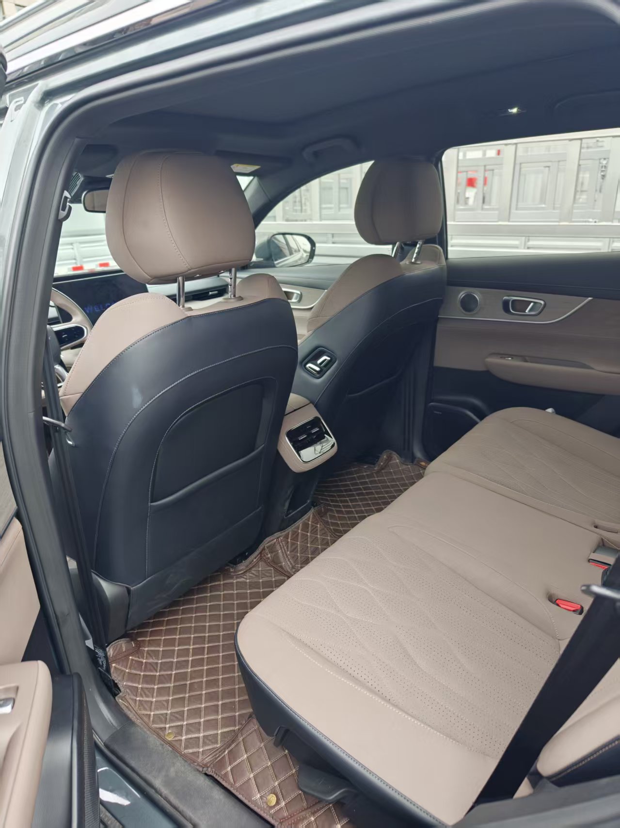 Chery 2025 Tiggo 8 PLUS 1.6TGDI 290TGDI Premium
