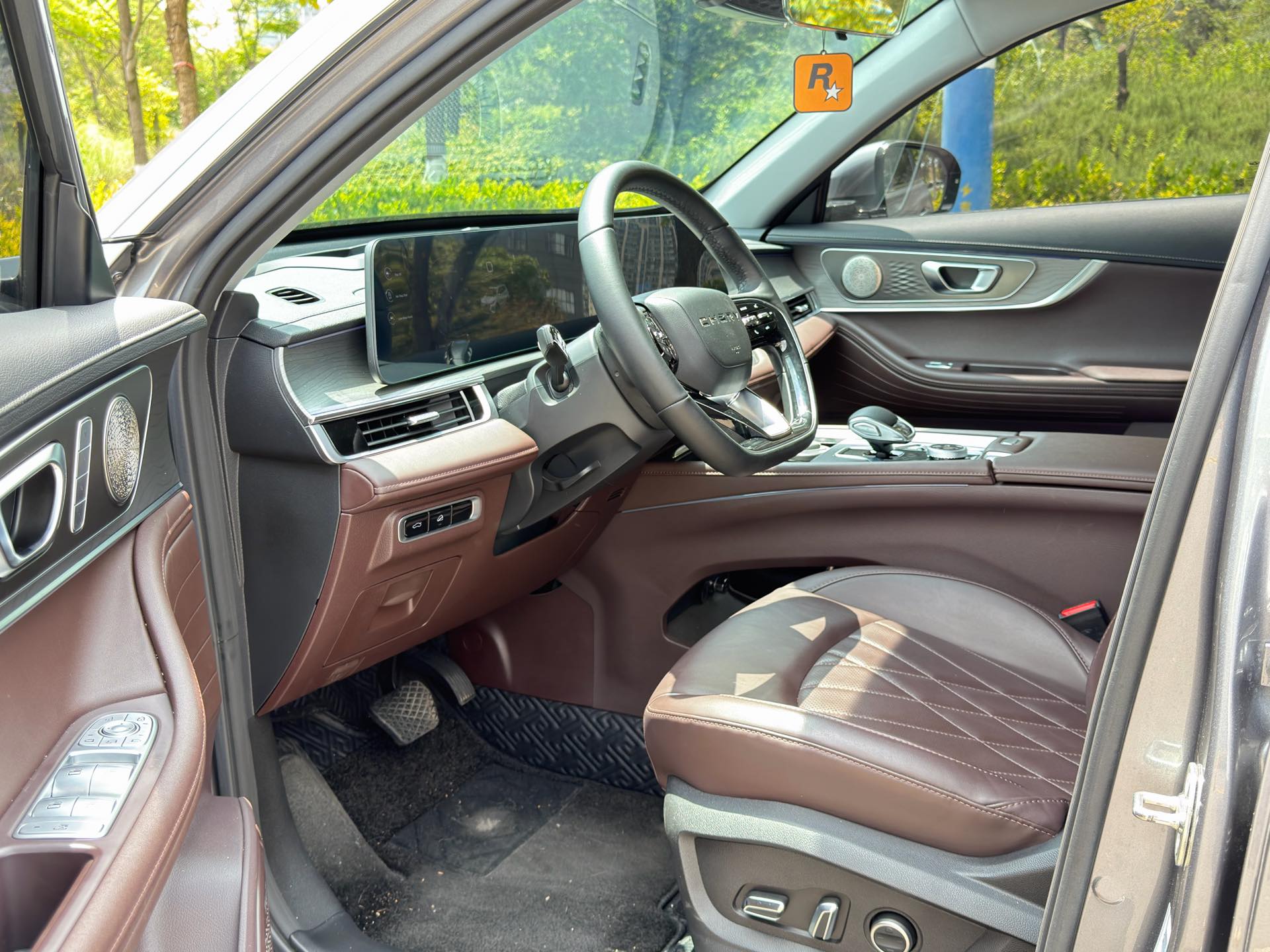Chery 2024 Tiggo 8 PRO 1.6T 290T Champion Edition 2WD Peak Edition 5-Seater