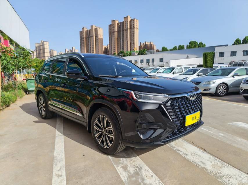 奇瑞 2025款 瑞虎8 PRO 1.6T 290T 两驱豪华版
