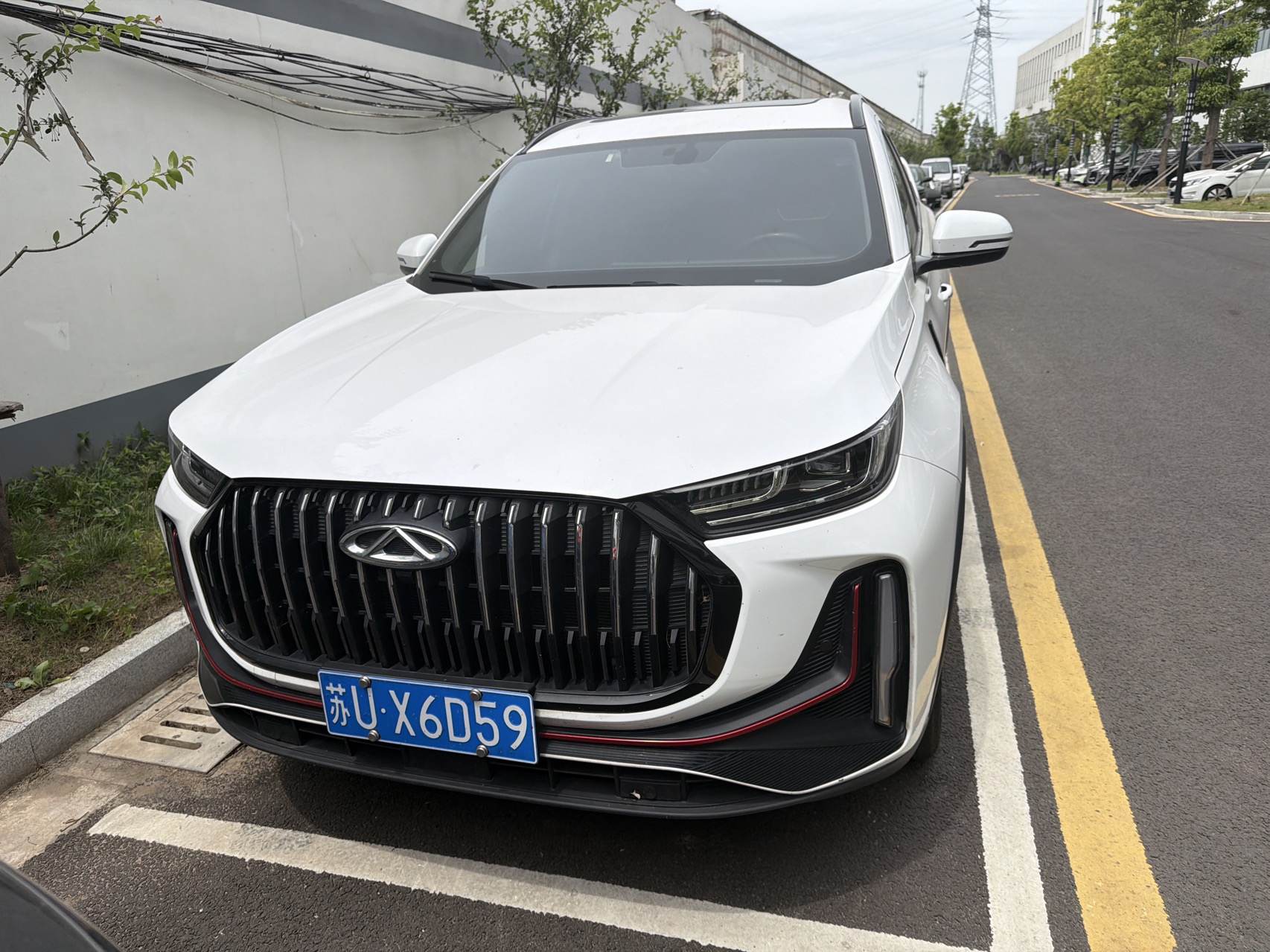 奇瑞 2023款 瑞虎7 PLUS 1.6TGDI 尊贵型