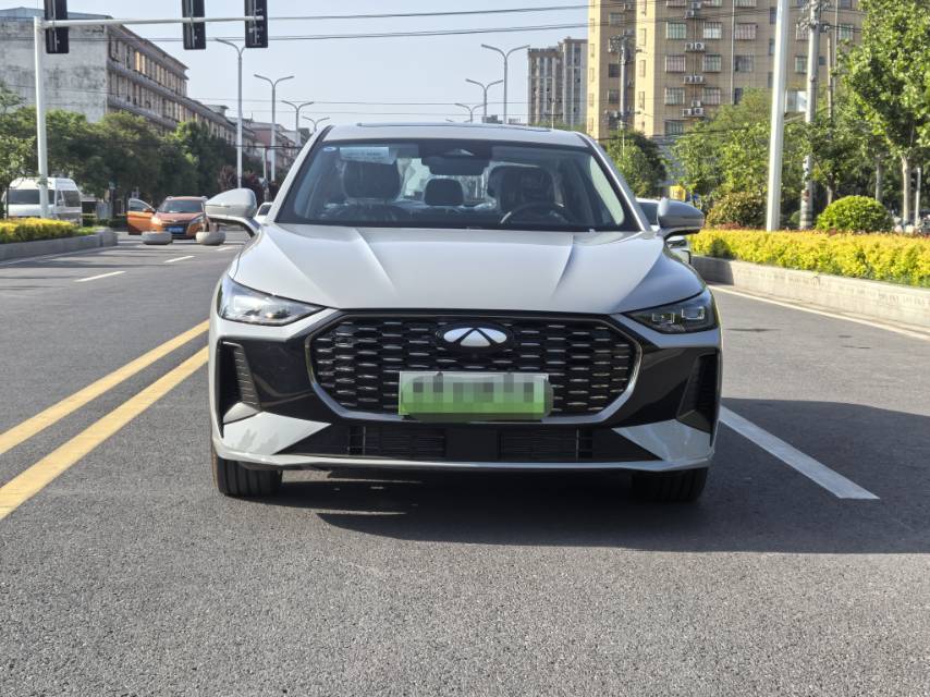 奇瑞 2025款 风云A8L 1.5TGDI 145km 豪华型