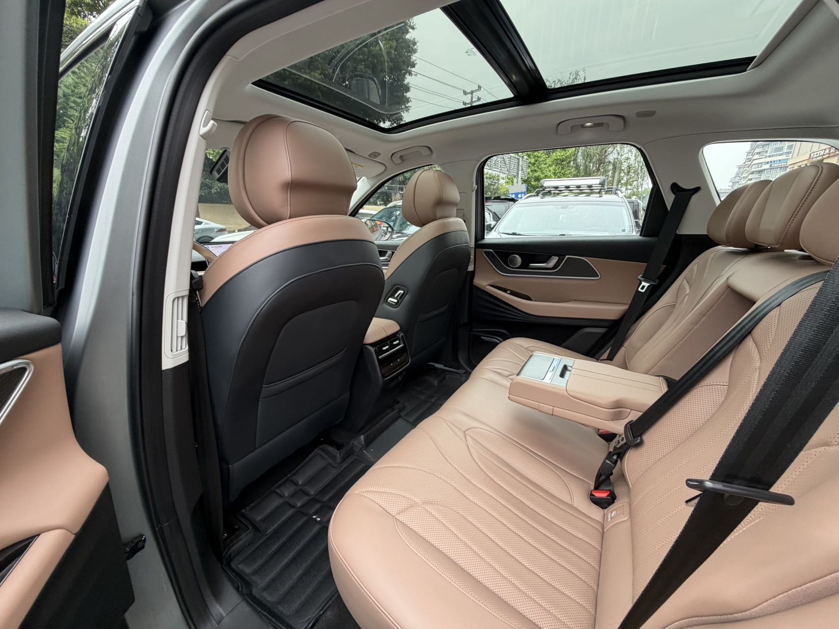 Chery 2024 Tiggo 8 L 2.0T 2WD Premium 5-Seater
