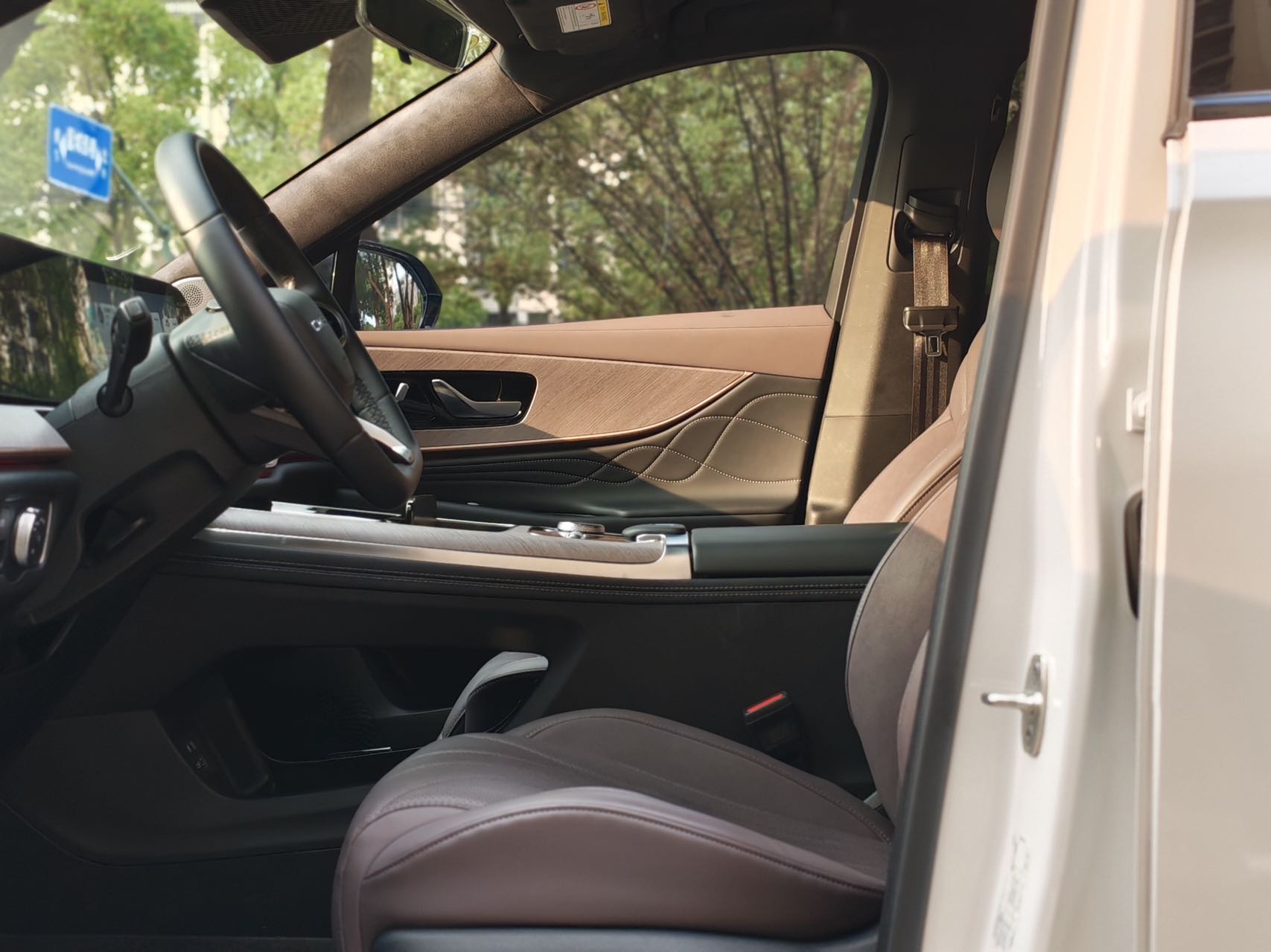 Chery 2025 Tiggo 9 2.0T 2WD Premium 5-Seater