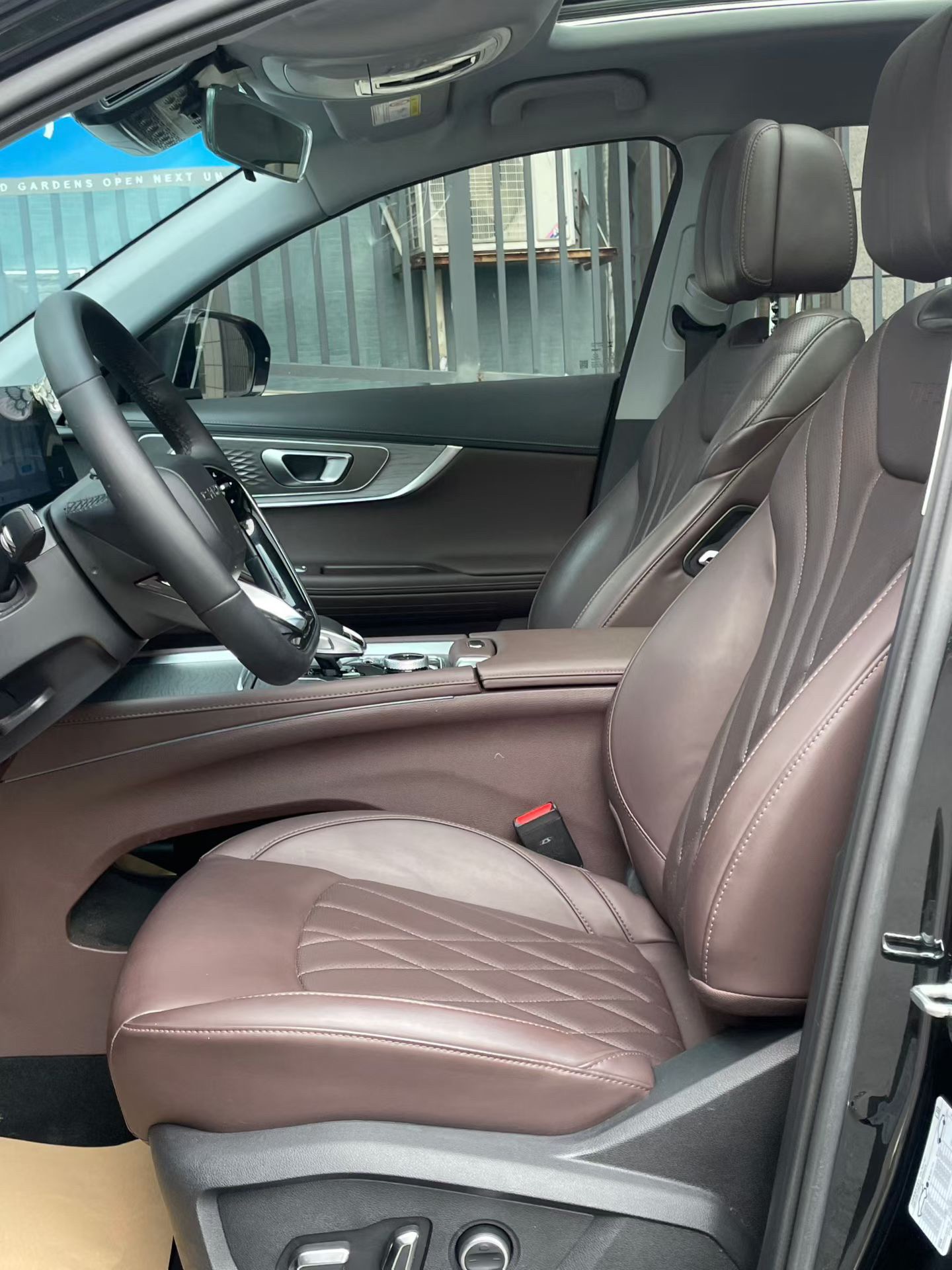 Chery 2024 Tiggo 8 PRO 1.6T 290T Champion Edition 2WD Peak Edition 5-Seater