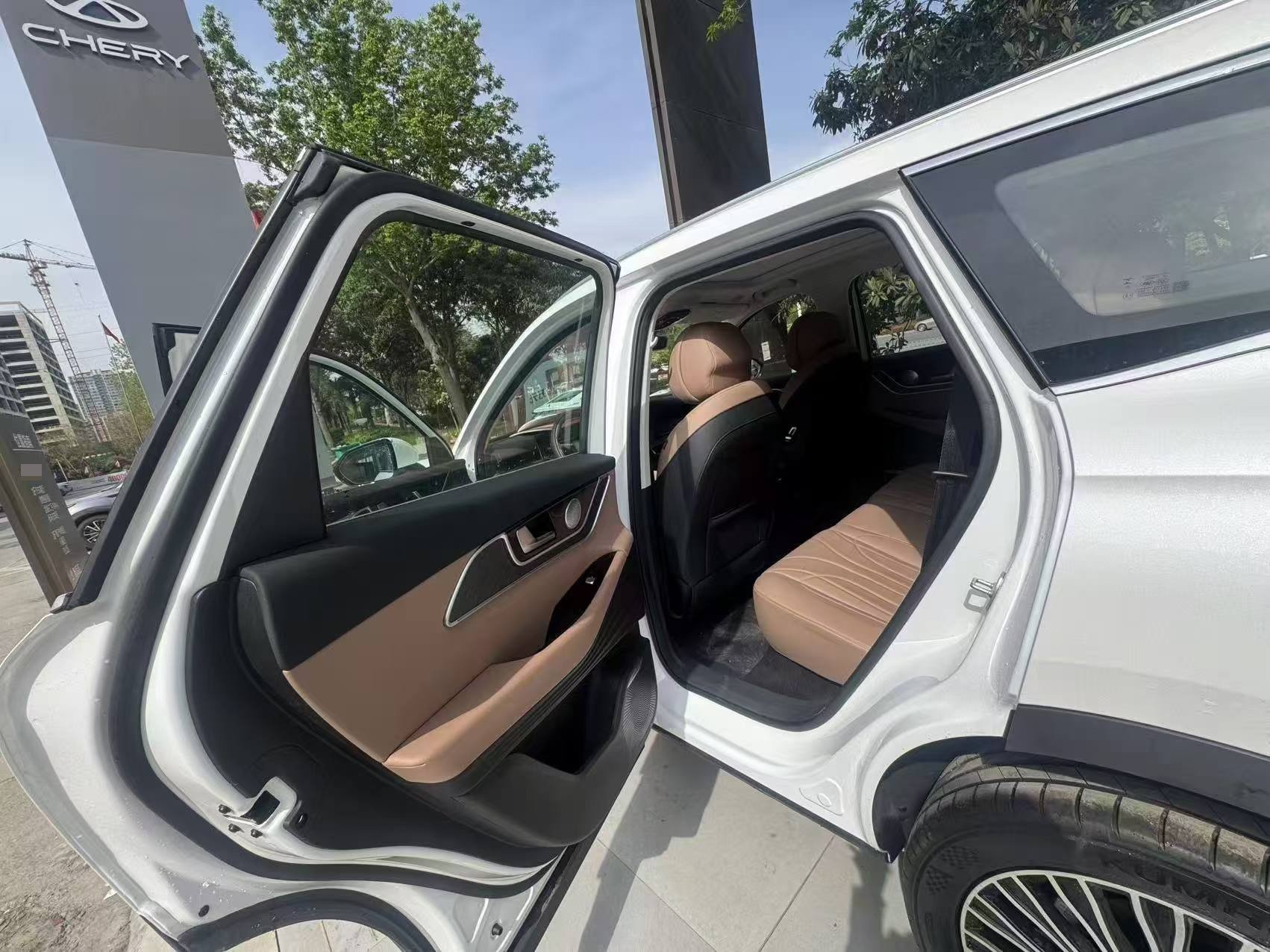 Chery 2024 Tiggo 8 L 2.0T 2WD Luxury 5-Seater