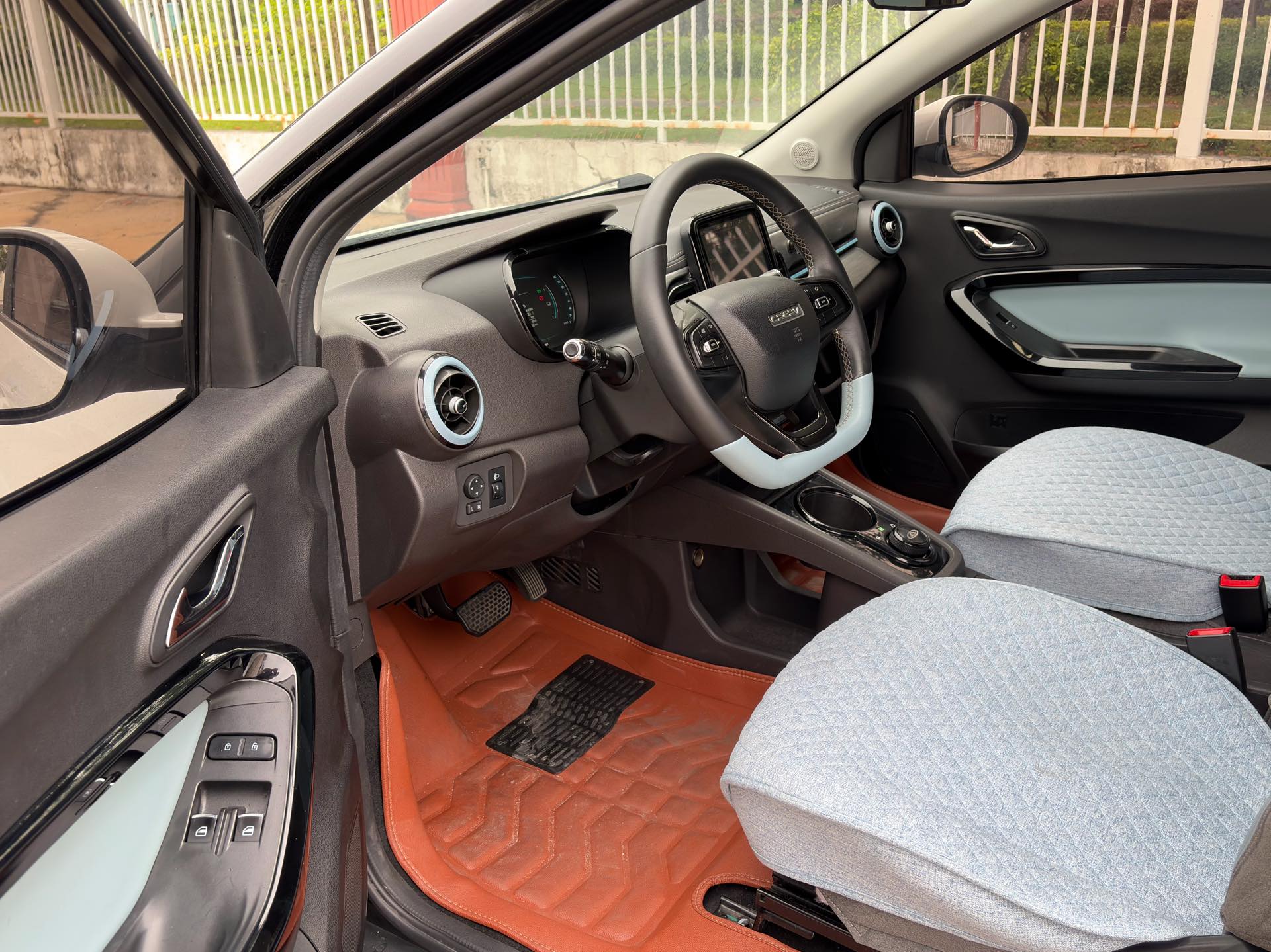 Chery 2022 eQ1 Sweet Pink Half Sugar Edition LFP 30kW 301km (Facelift)