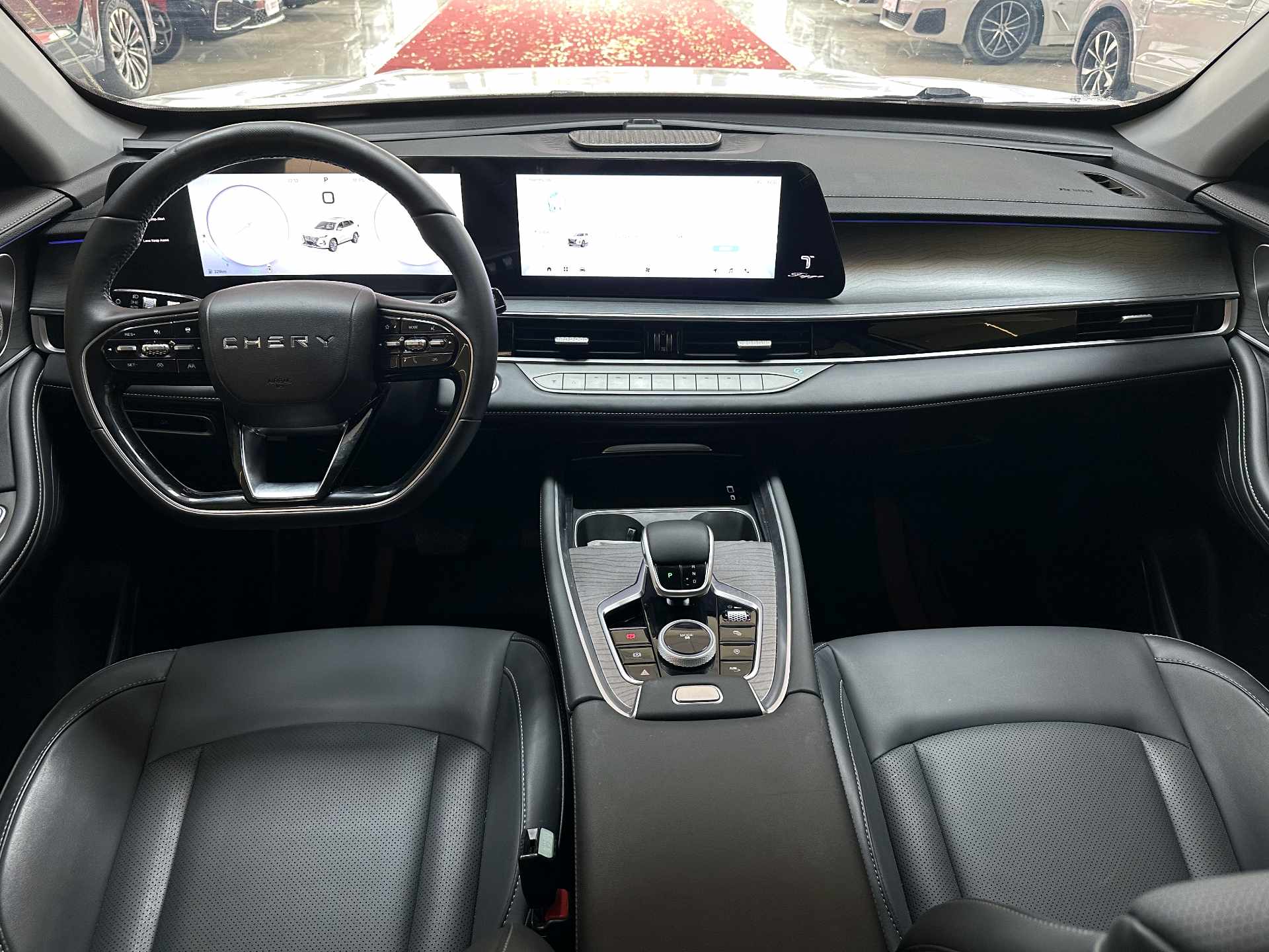 Chery 2025 Tiggo 8 PRO 1.6T 290T 2WD Luxury Edition