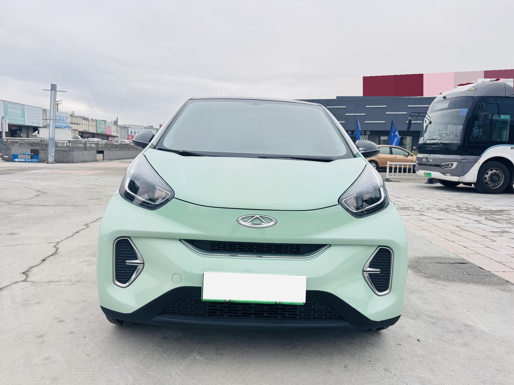 奇瑞 2022款 eQ1 甜粉款 半糖版 三元锂 30kW 301km(改款)