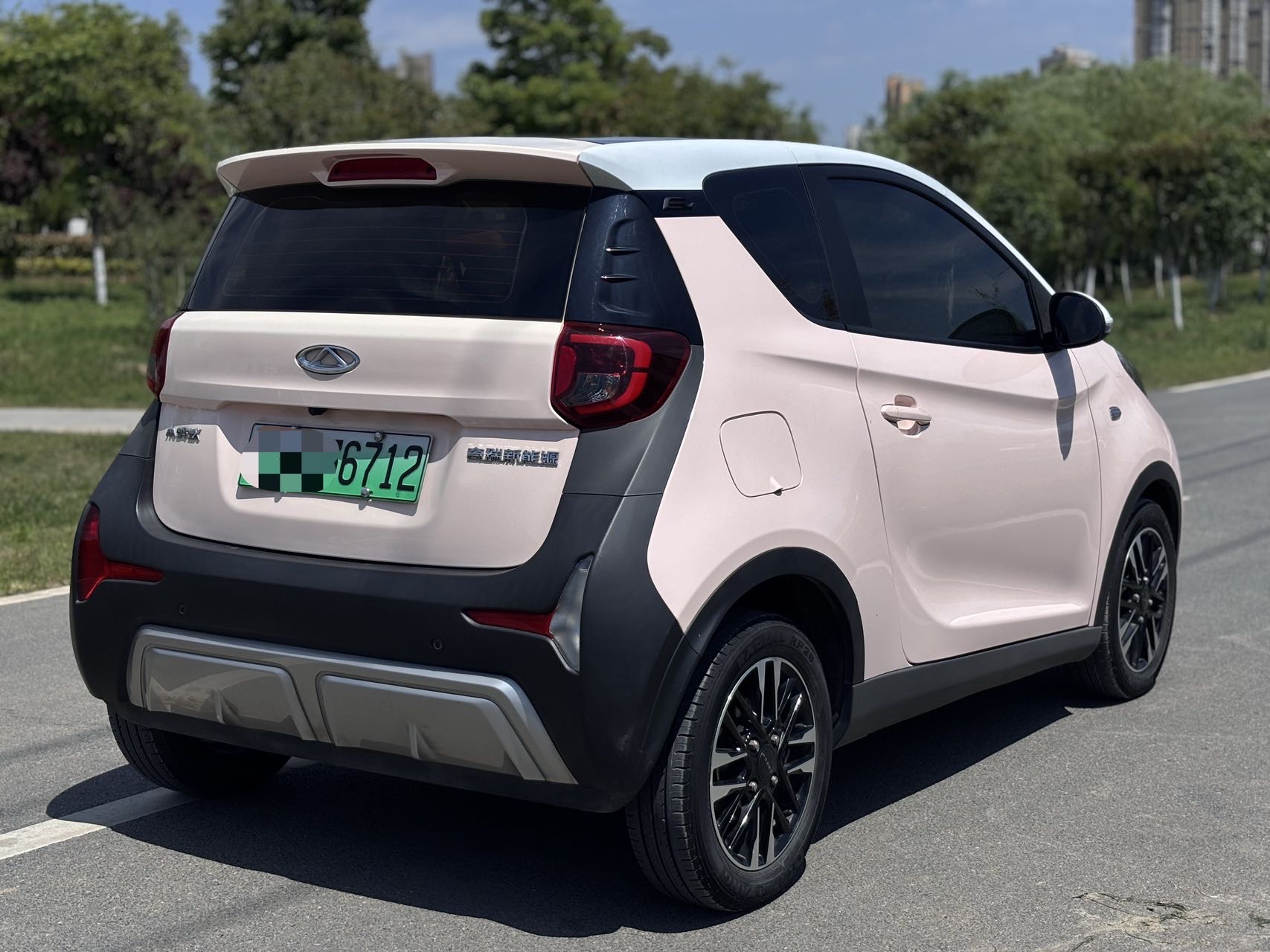 Chery 2022 eQ1 Sweet Pink Half Sugar Edition Ternary Lithium 30kW 301km