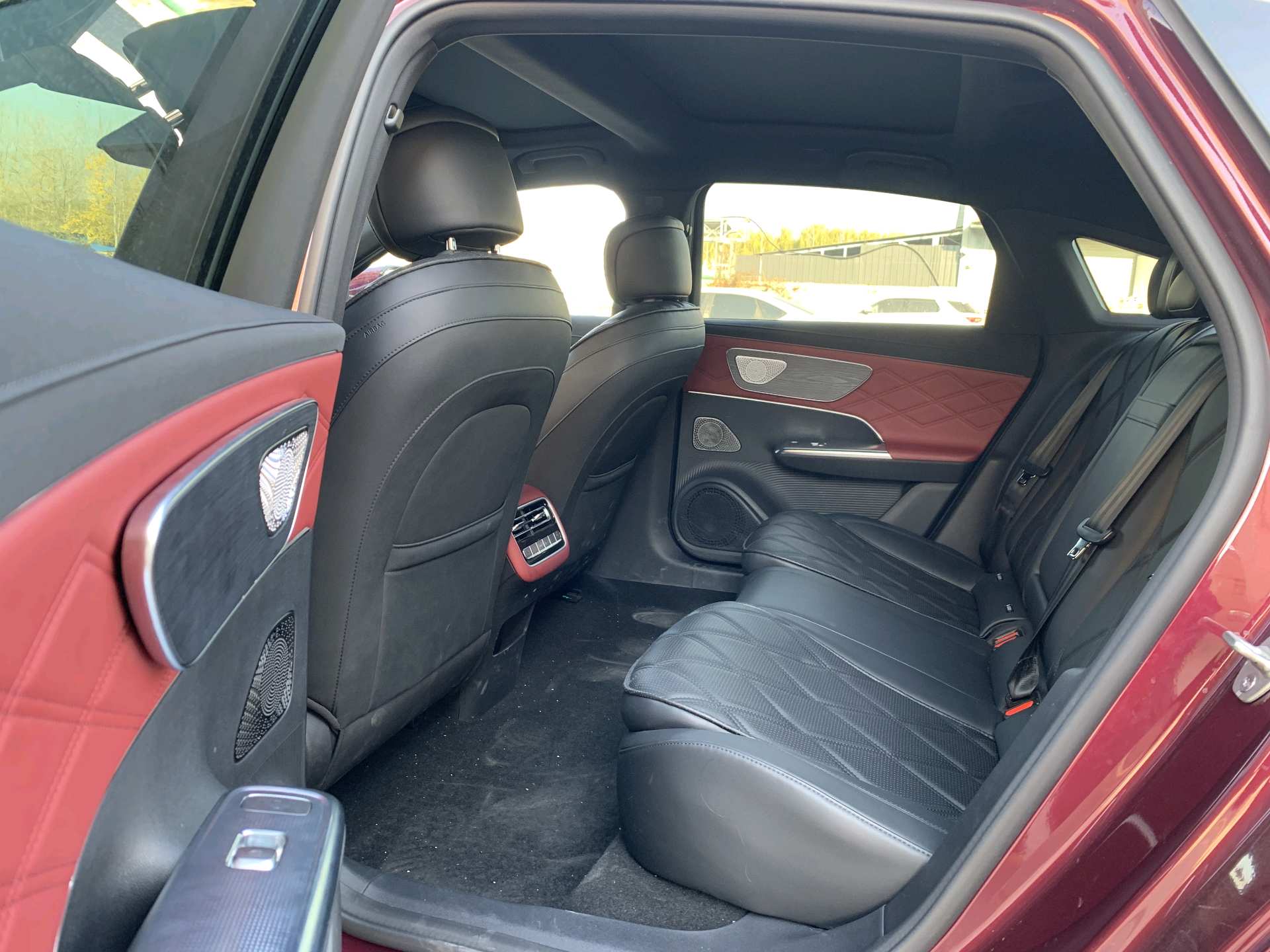 Chery 2025 Fengyun A9L 1.5T 4WD High-Performance Peak Edition