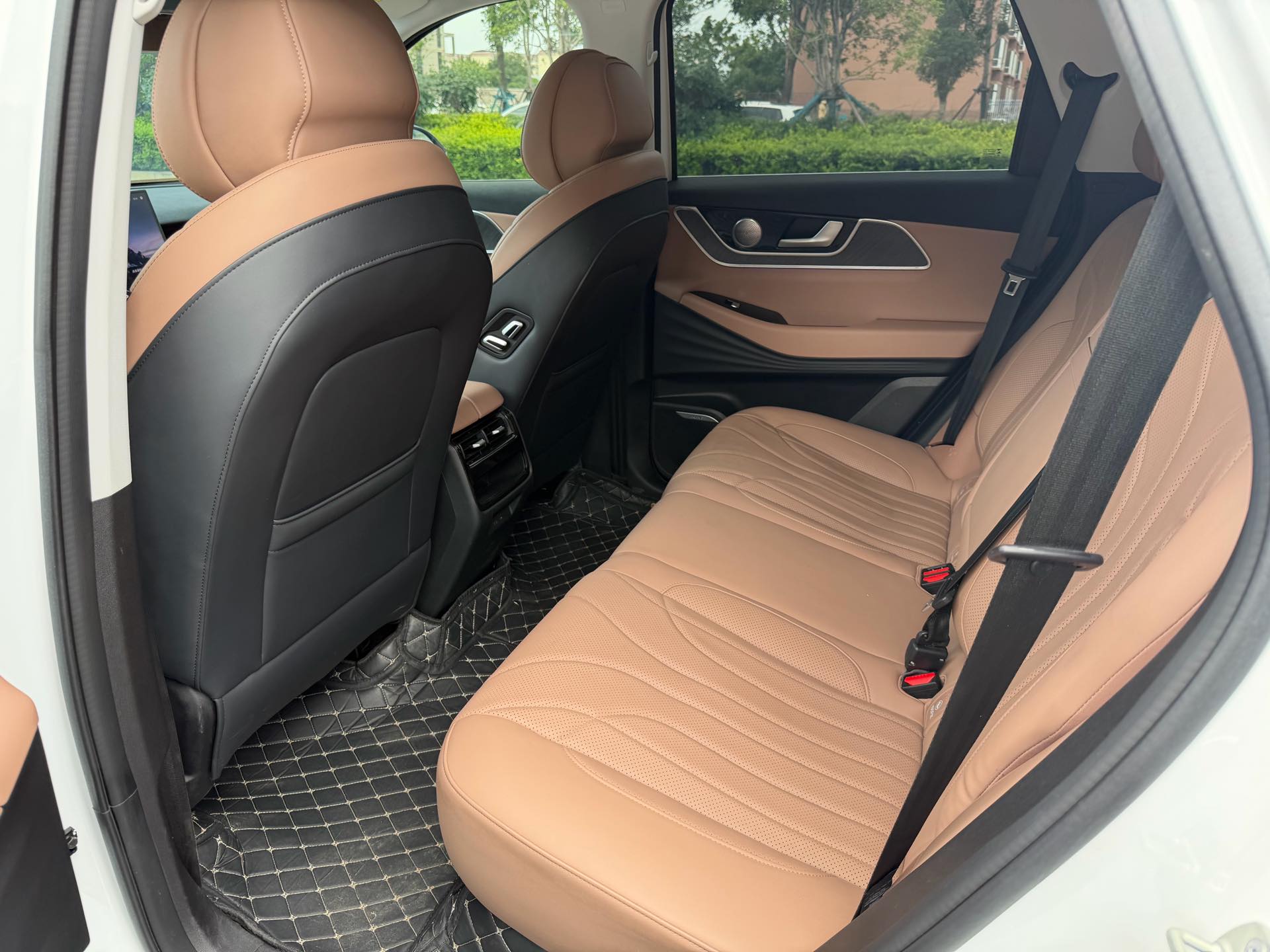Chery 2024 Tiggo 8 L 2.0T 2WD Luxury 5-Seater