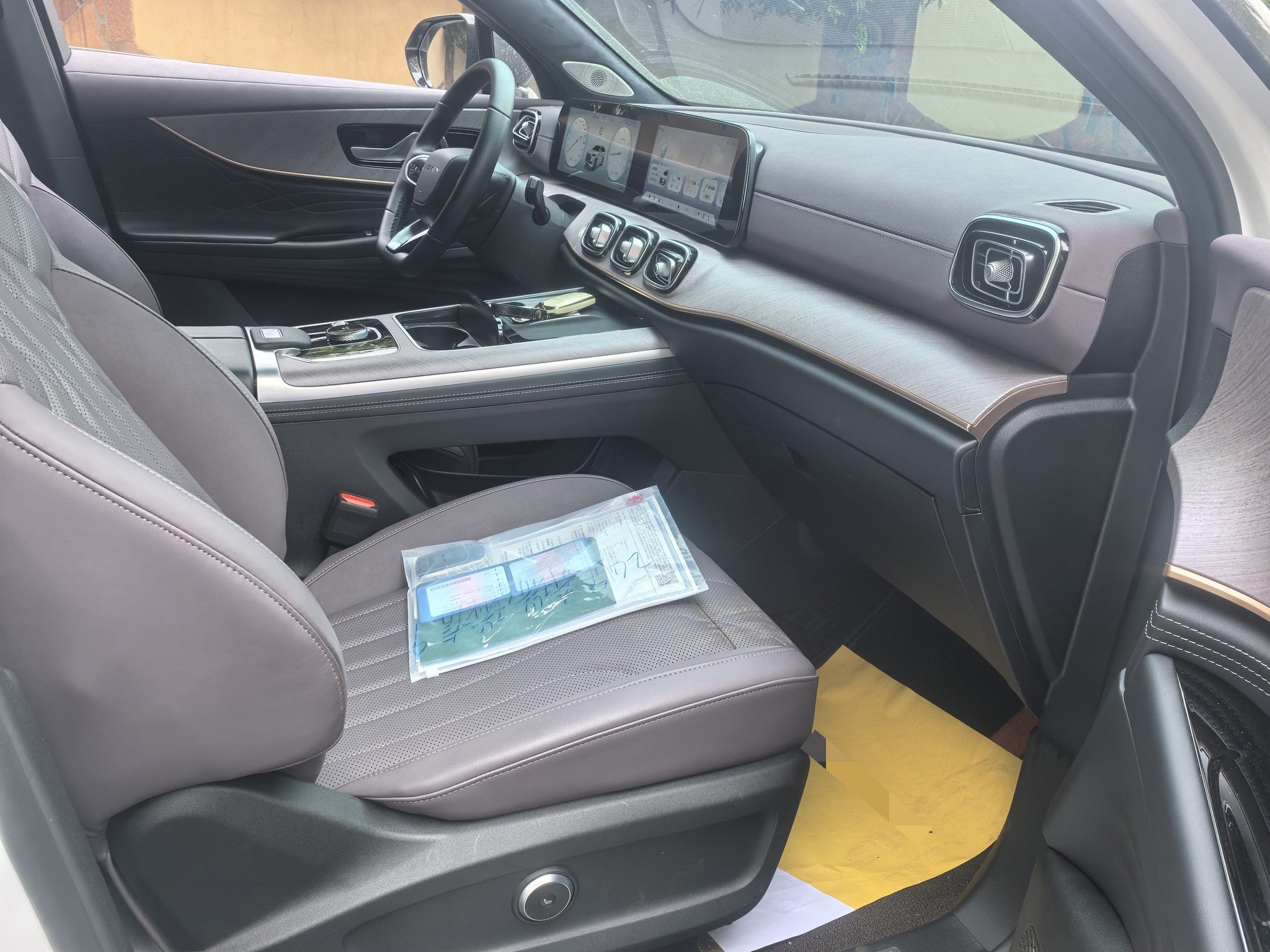 Chery 2025 Tiggo 9 2.0T 2WD Premium 5-Seater