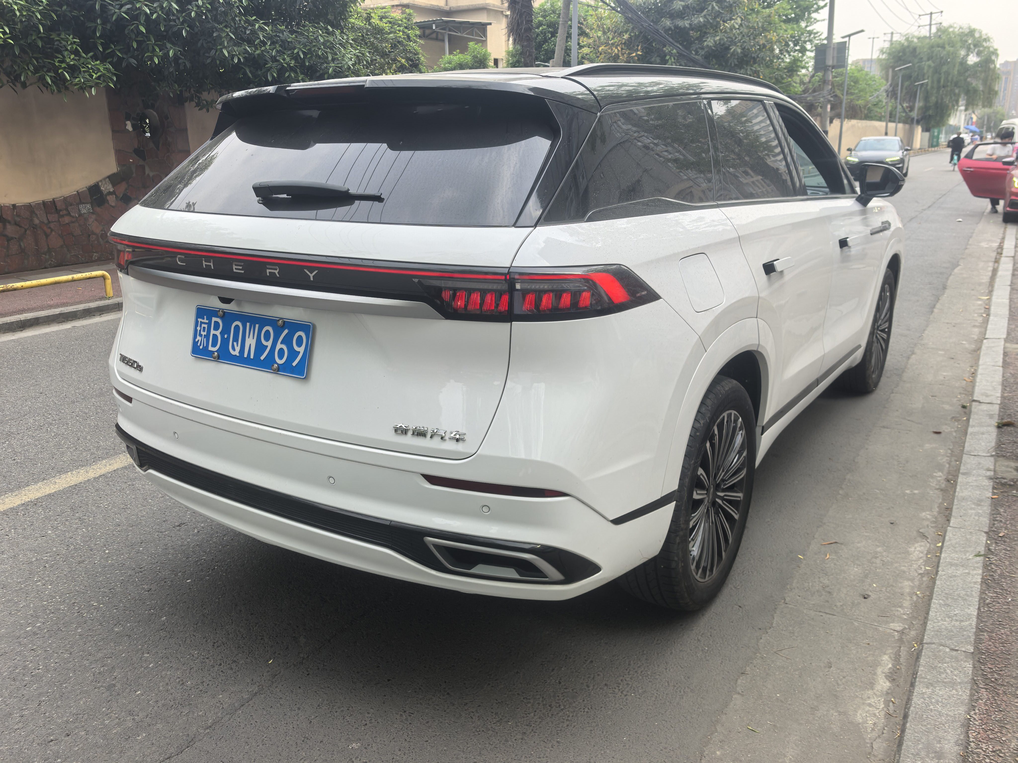 Chery 2025 Tiggo 9 2.0T 2WD Premium 5-Seater