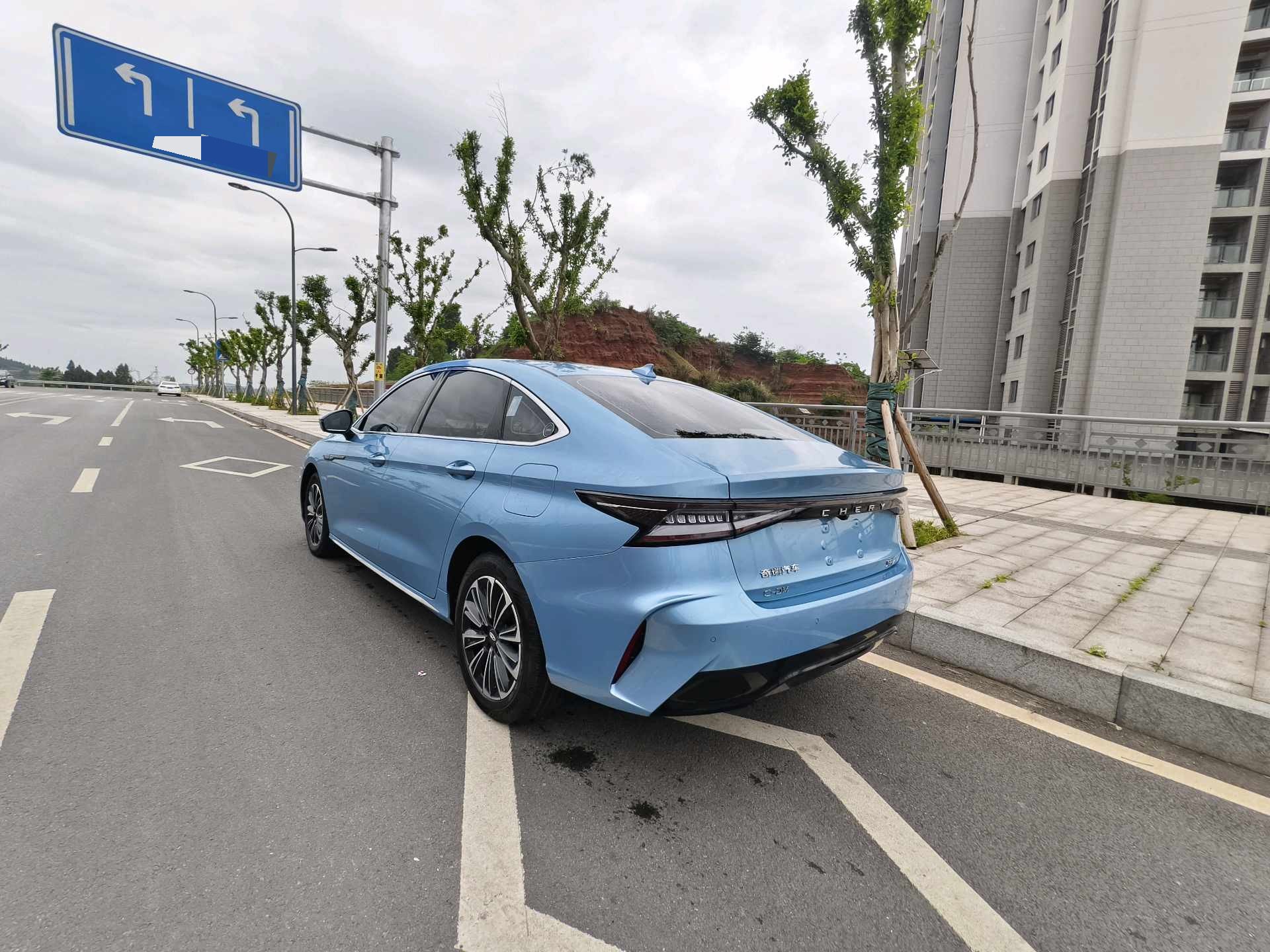 Chery 2024 Fengyun A8 1.5T 127 Yufeng Edition