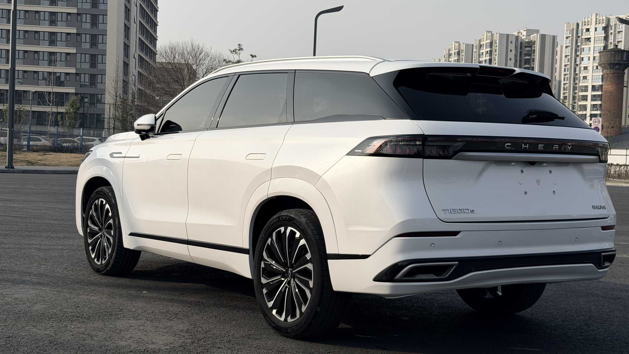奇瑞 2023款 瑞虎9 2.0T 400T 两驱豪华版5座