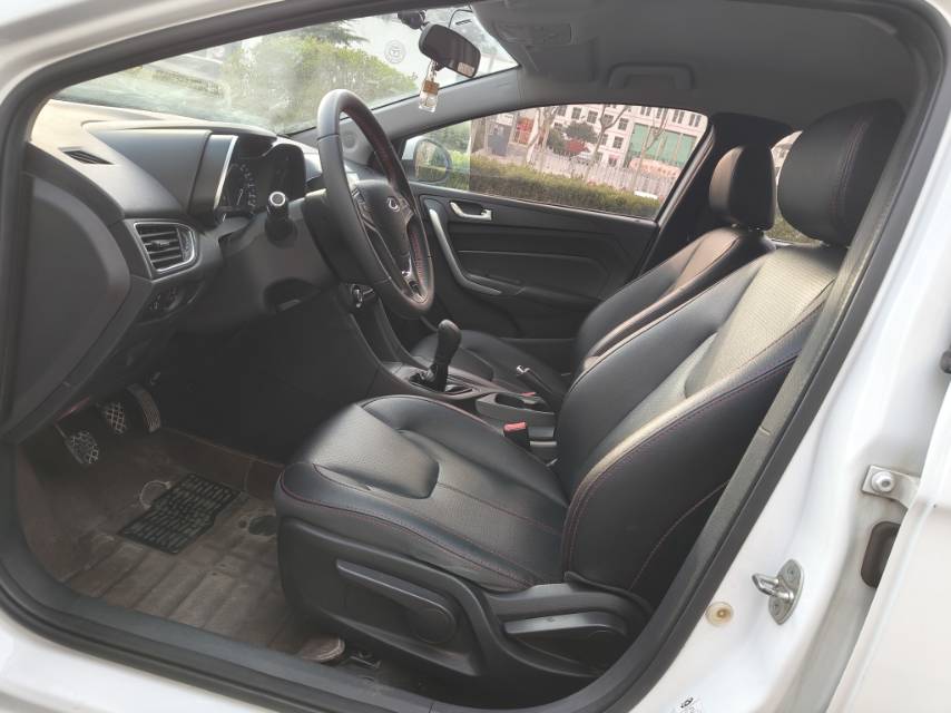 Chery 2018 Arrizo 5 1.5 Tribute to Youth Edition