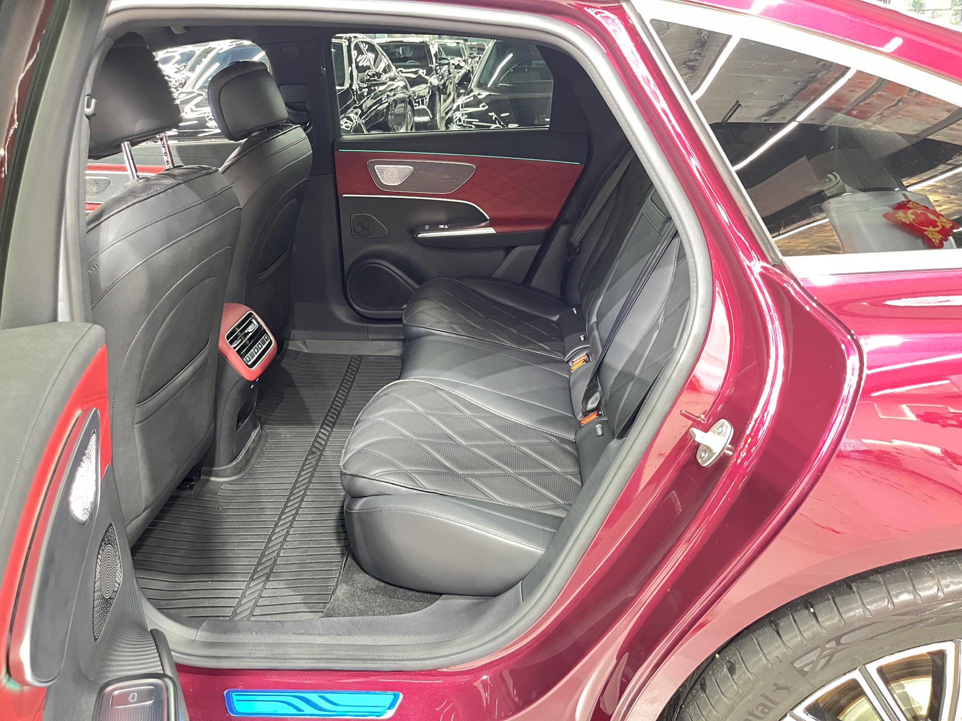 Chery 2025 Fengyun A9L 1.5T 4WD High-Performance Peak Edition