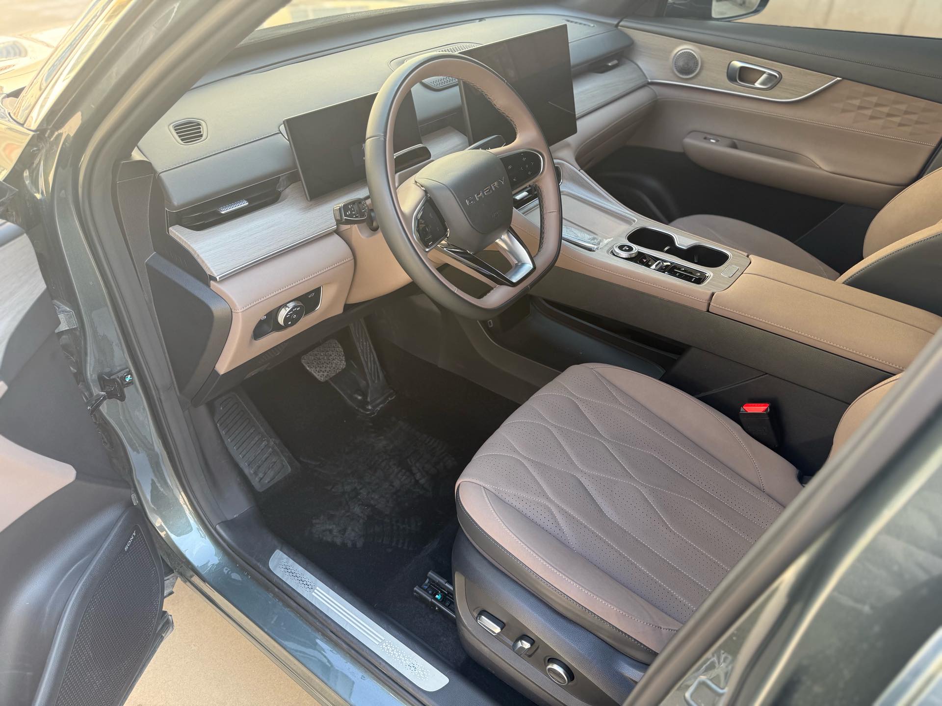Chery 2025 Tiggo 8 PLUS 1.6TGDI 290TGDI Premium