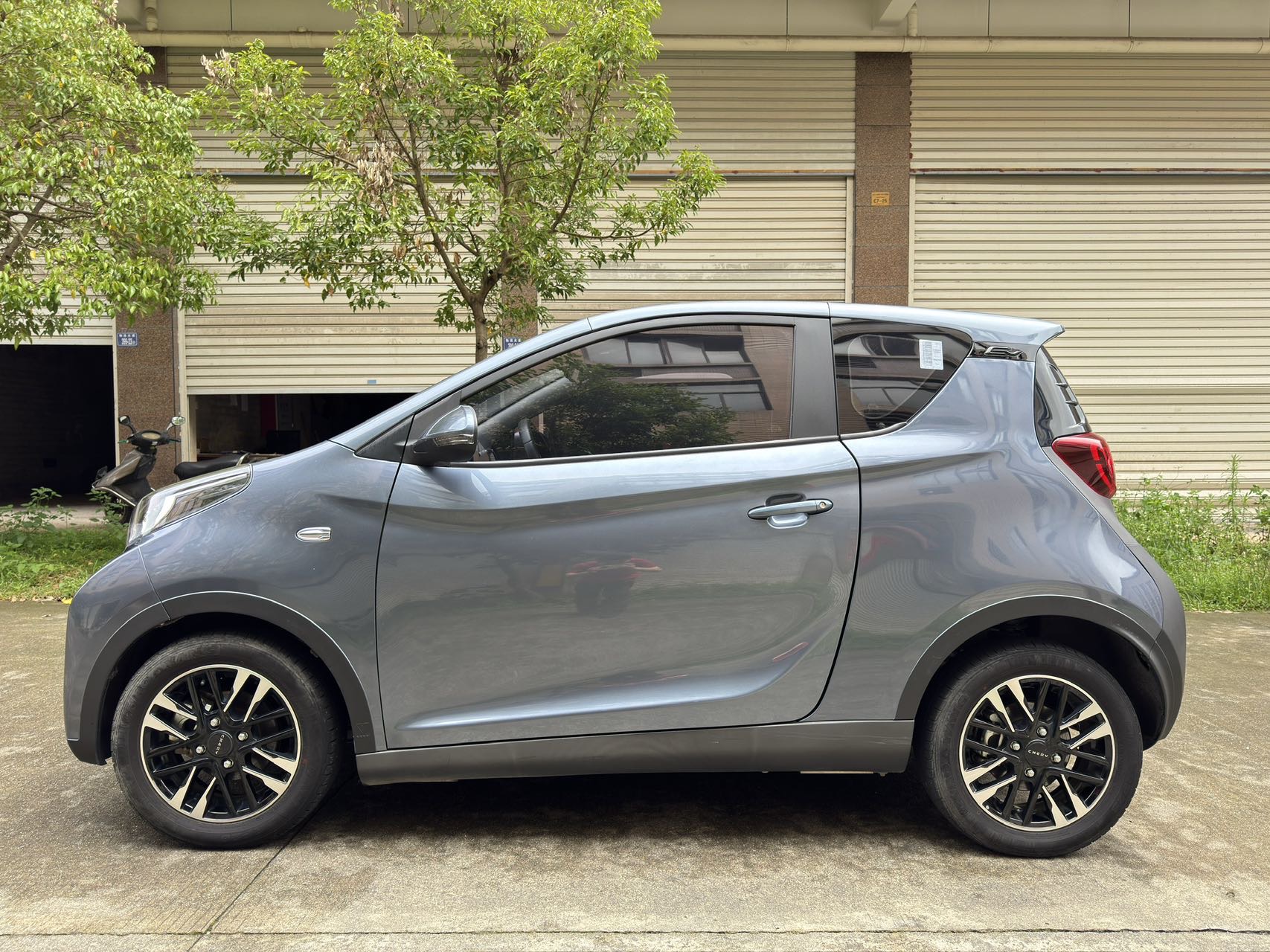 Chery 2022 eQ1 Sweet Pink Half Sugar Edition LFP 30kW 301km (Facelift)