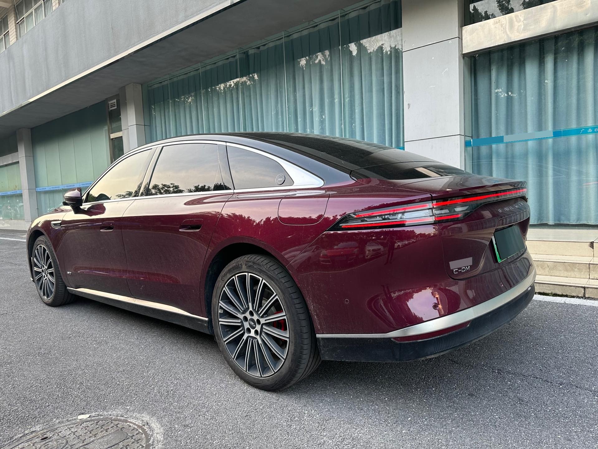 Chery 2025 Fengyun A9L 1.5T 4WD High-Performance Peak Edition