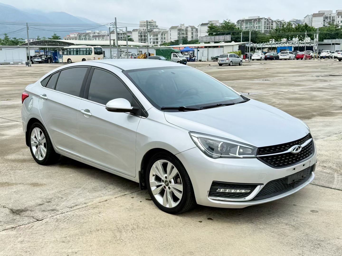Chery 2016 Arrizo 5 1.5 CVT Leading Trend Edition