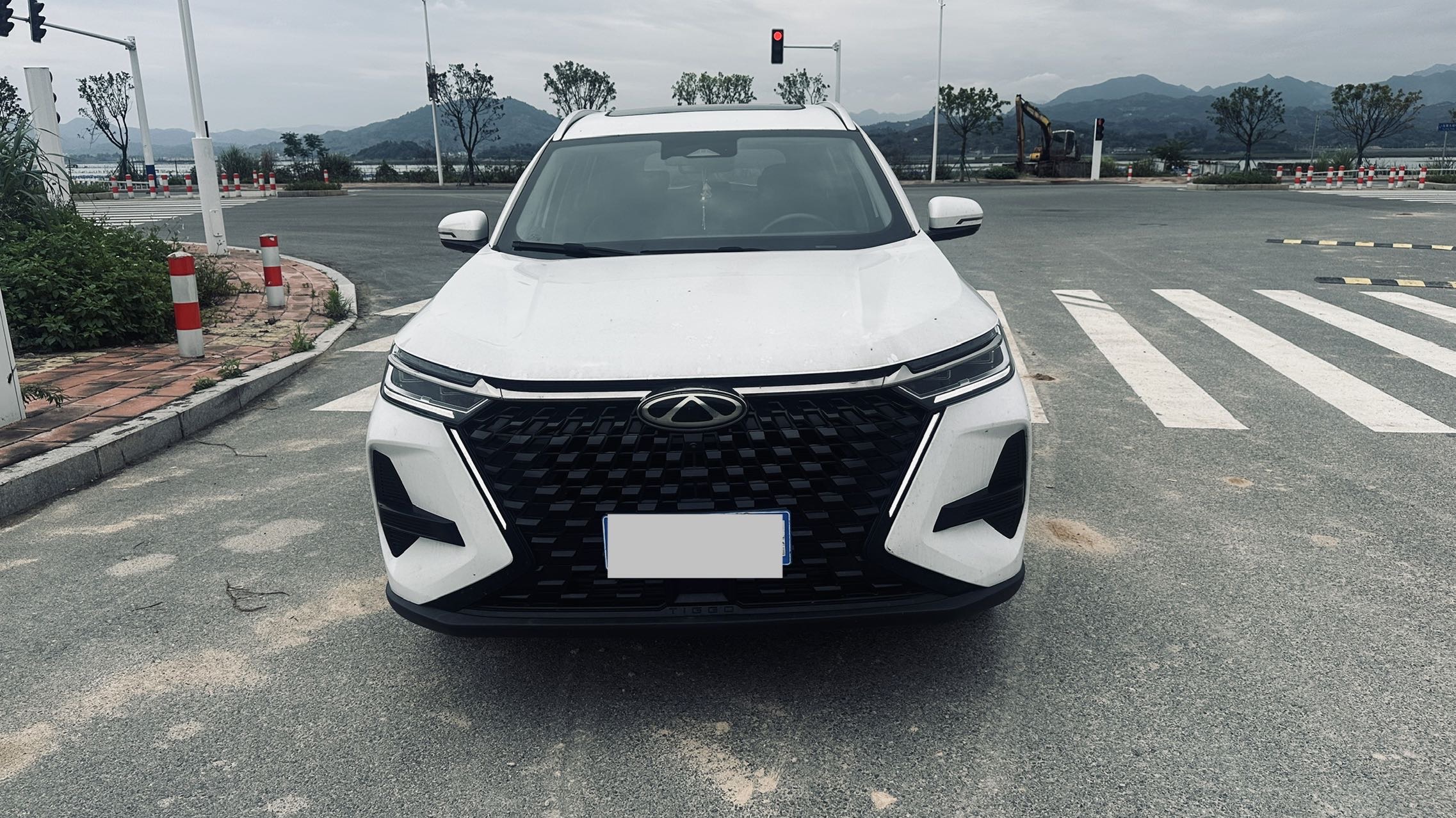 奇瑞 2024款 瑞虎8 PRO 1.6T 290T 冠军版两驱闪耀版5座