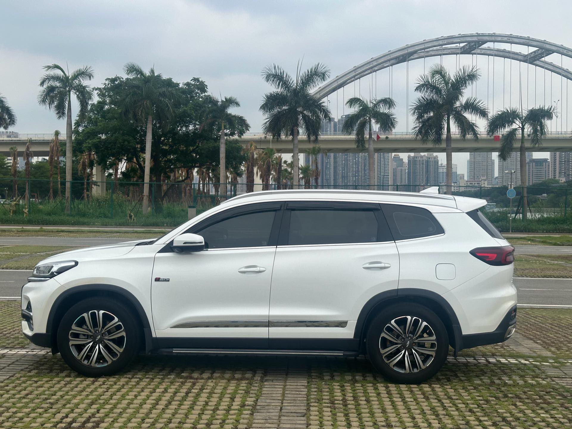 Chery 2019 Tiggo 8 1.6TGDI 290TGDI Luxury