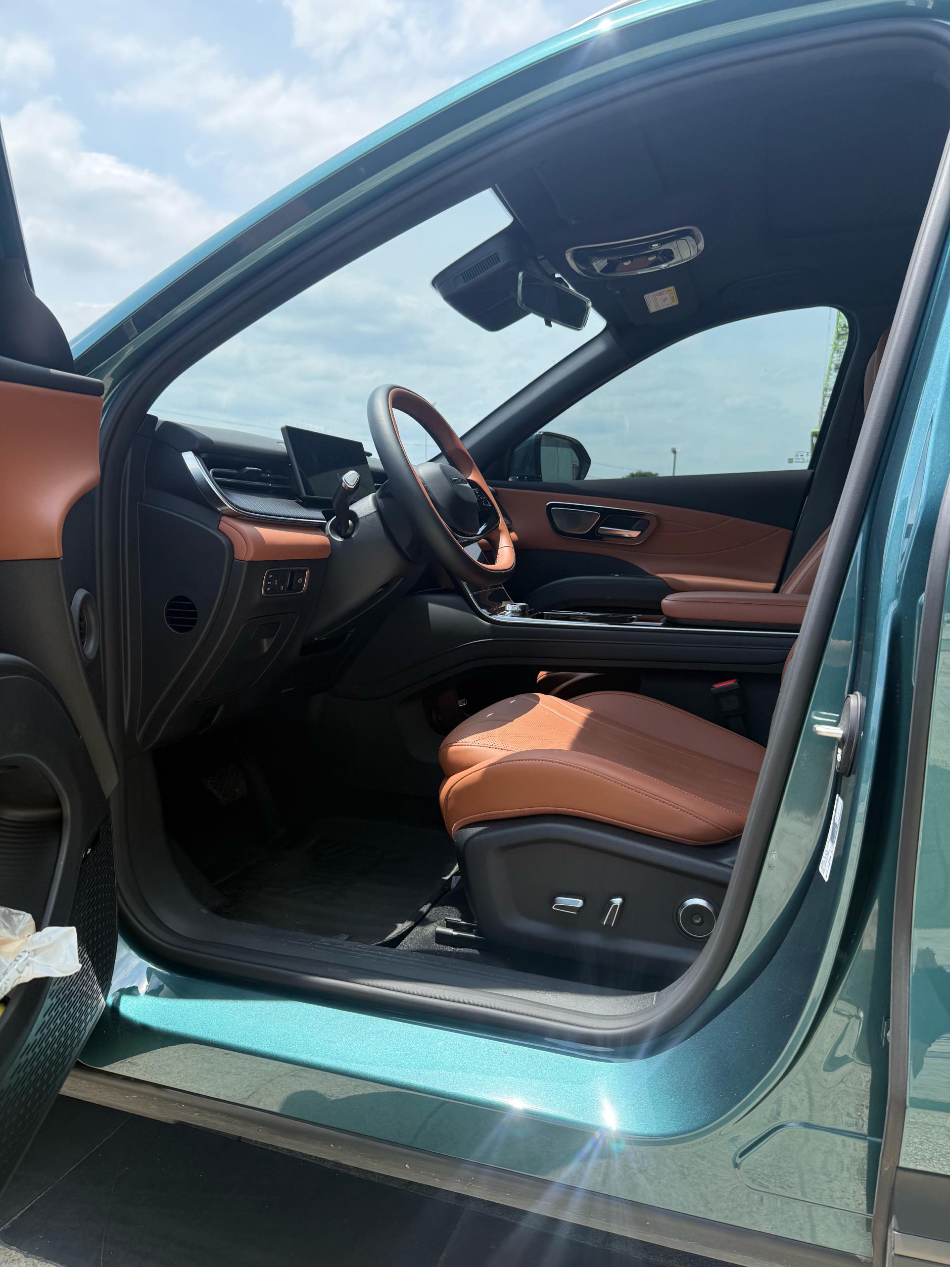 Chery 2026 Tiggo 8 1.6T Kunpeng Edition Premium