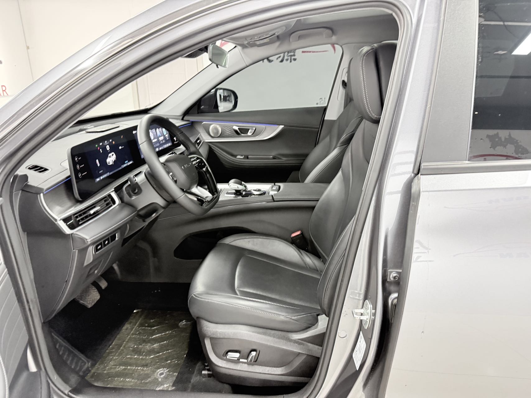 Chery 2024 Tiggo 8 PRO 1.6T 290T Champion Edition 2WD Shine 5-Seater