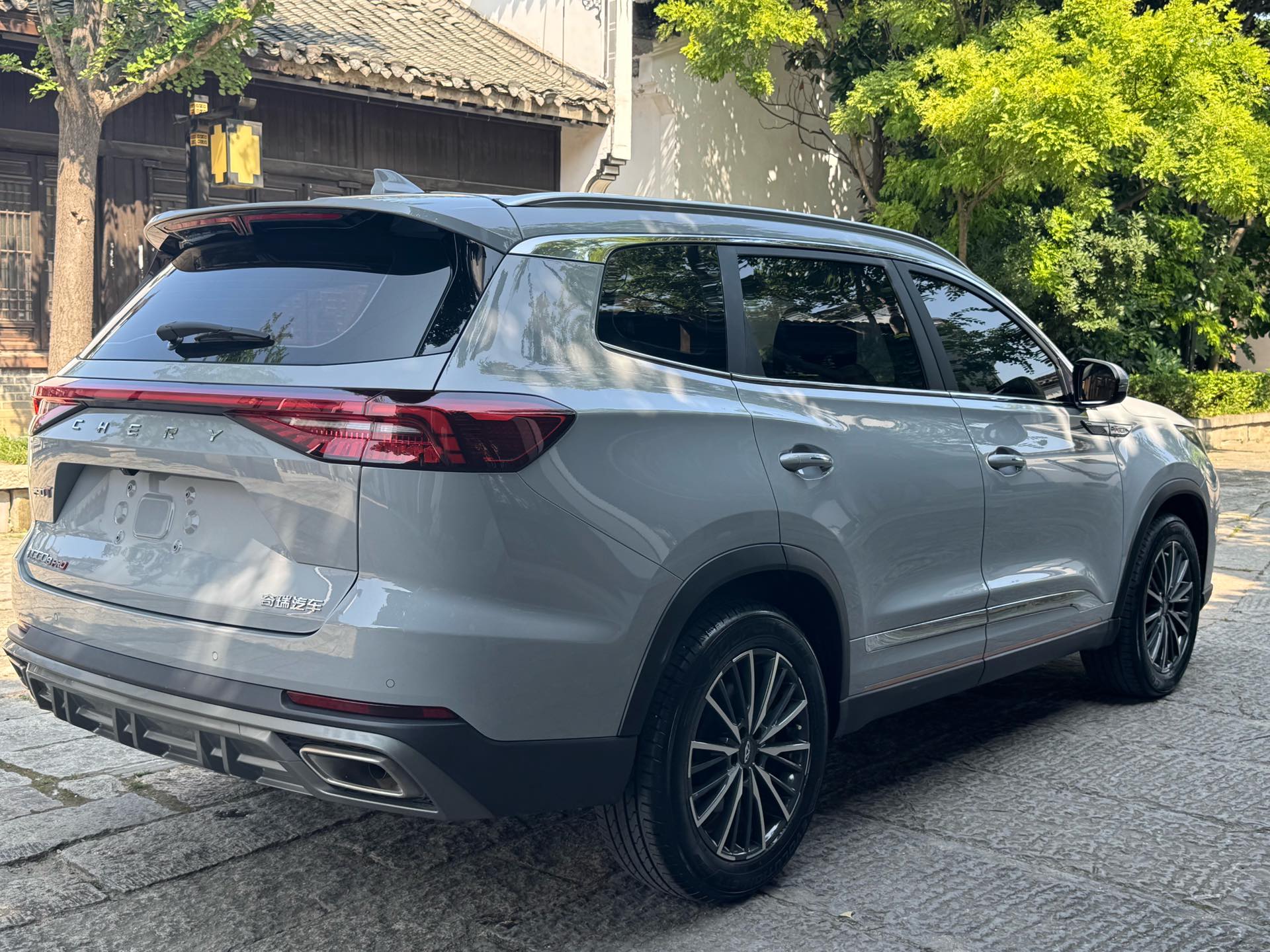 奇瑞 2022款 瑞虎8 PRO 1.6T 290T 两驱浩瀚版7座