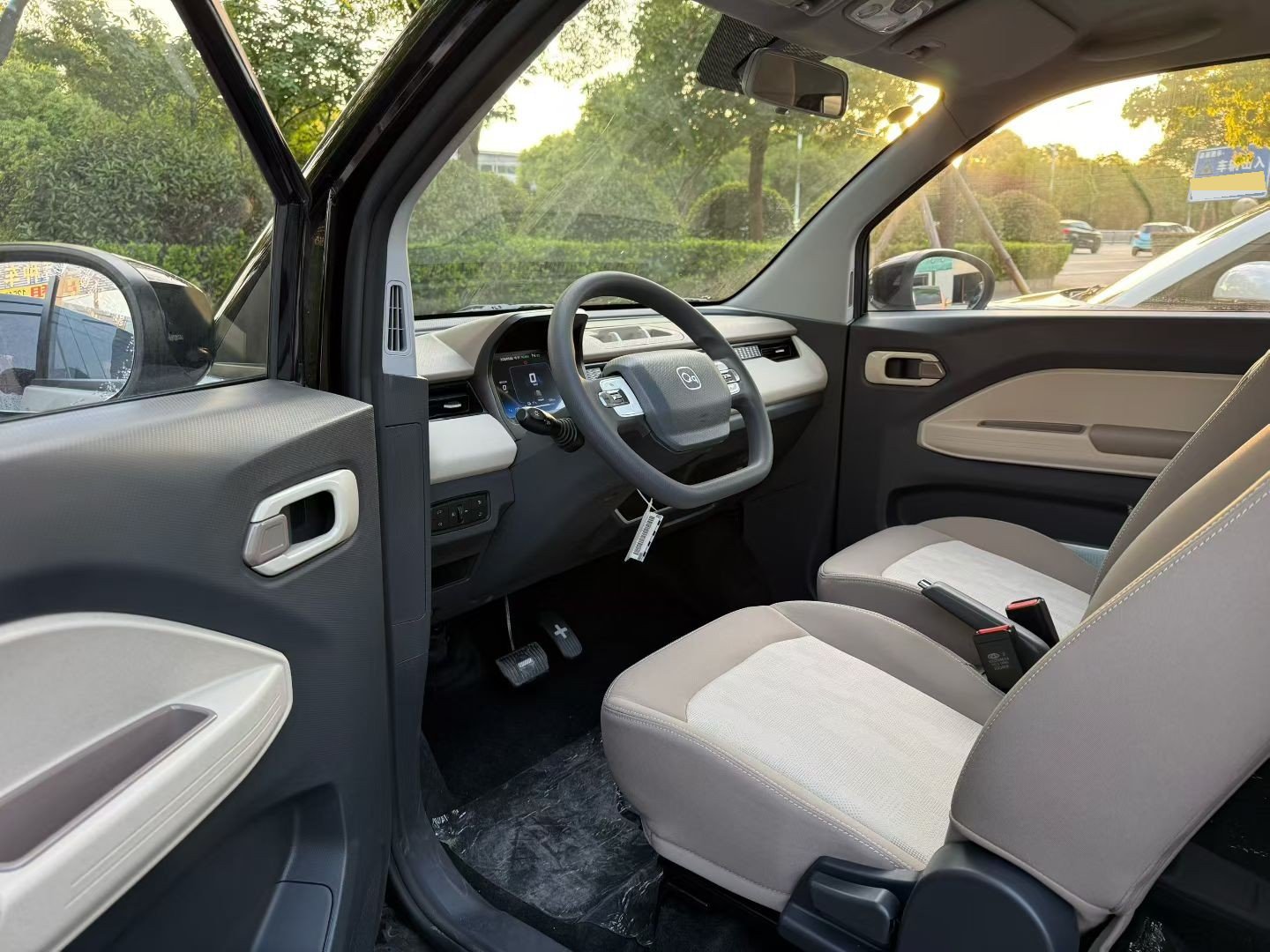 Chery 2024 QQ Ice Cream Youth Edition 205km Milkshake