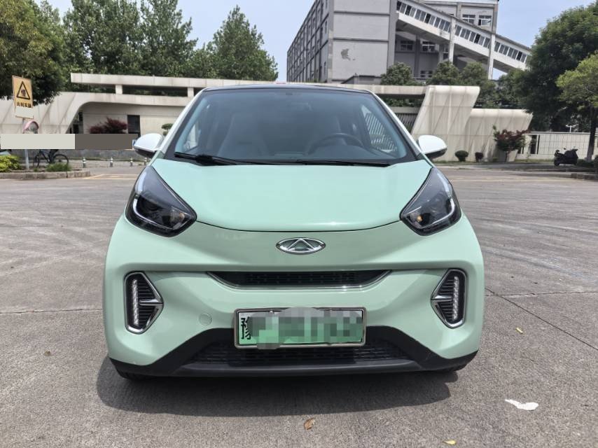 奇瑞 2022款 eQ1 甜粉款 半糖版 磷酸铁锂 30kW 301km(改款)