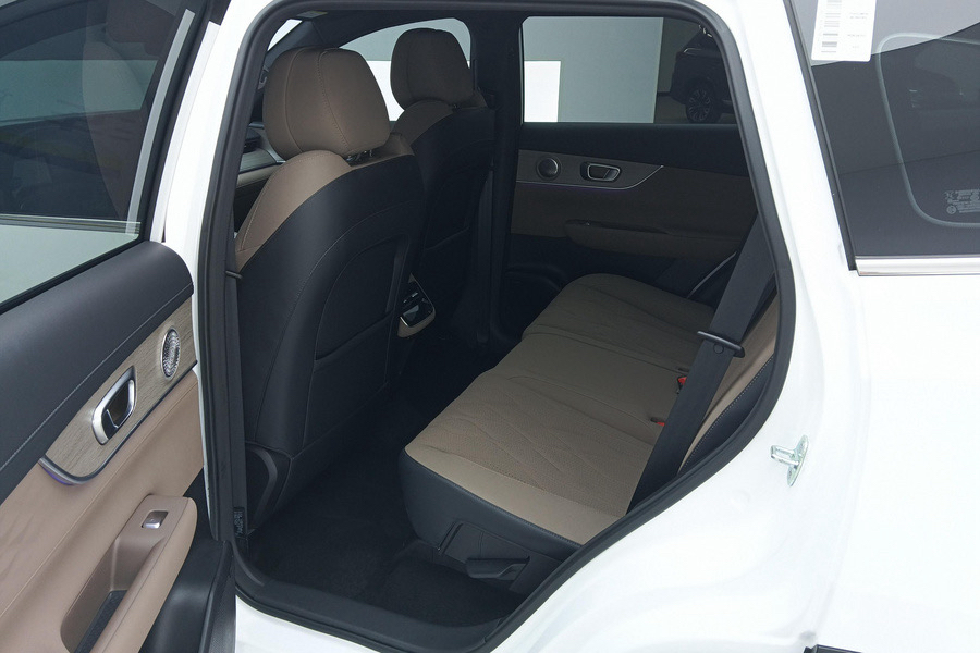 Chery 2025 Tiggo 8 PLUS 1.6TGDI 290TGDI Premium
