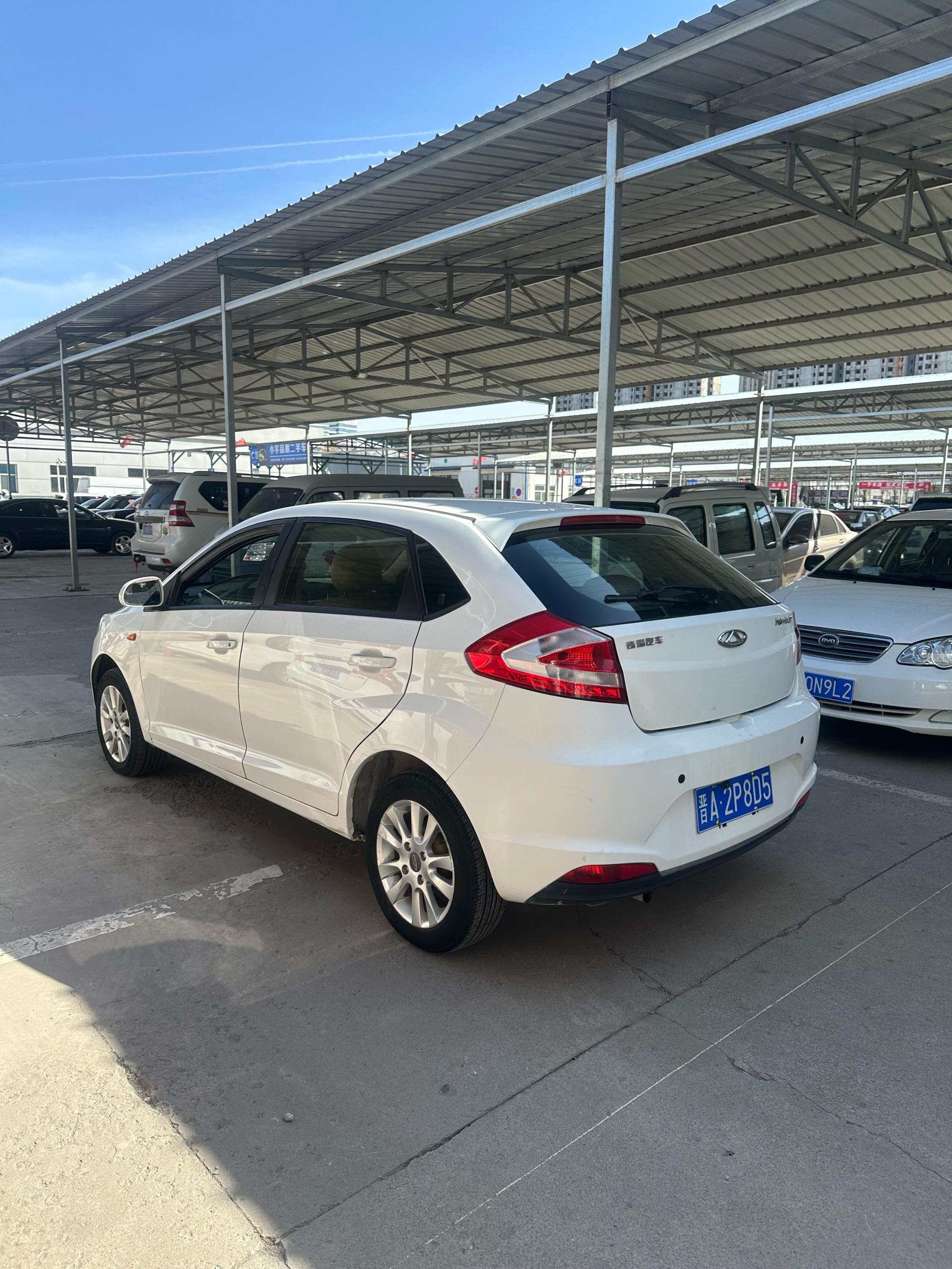 Chery 2016 Fengyun 2 Hatchback 1.5 Super Value Edition
