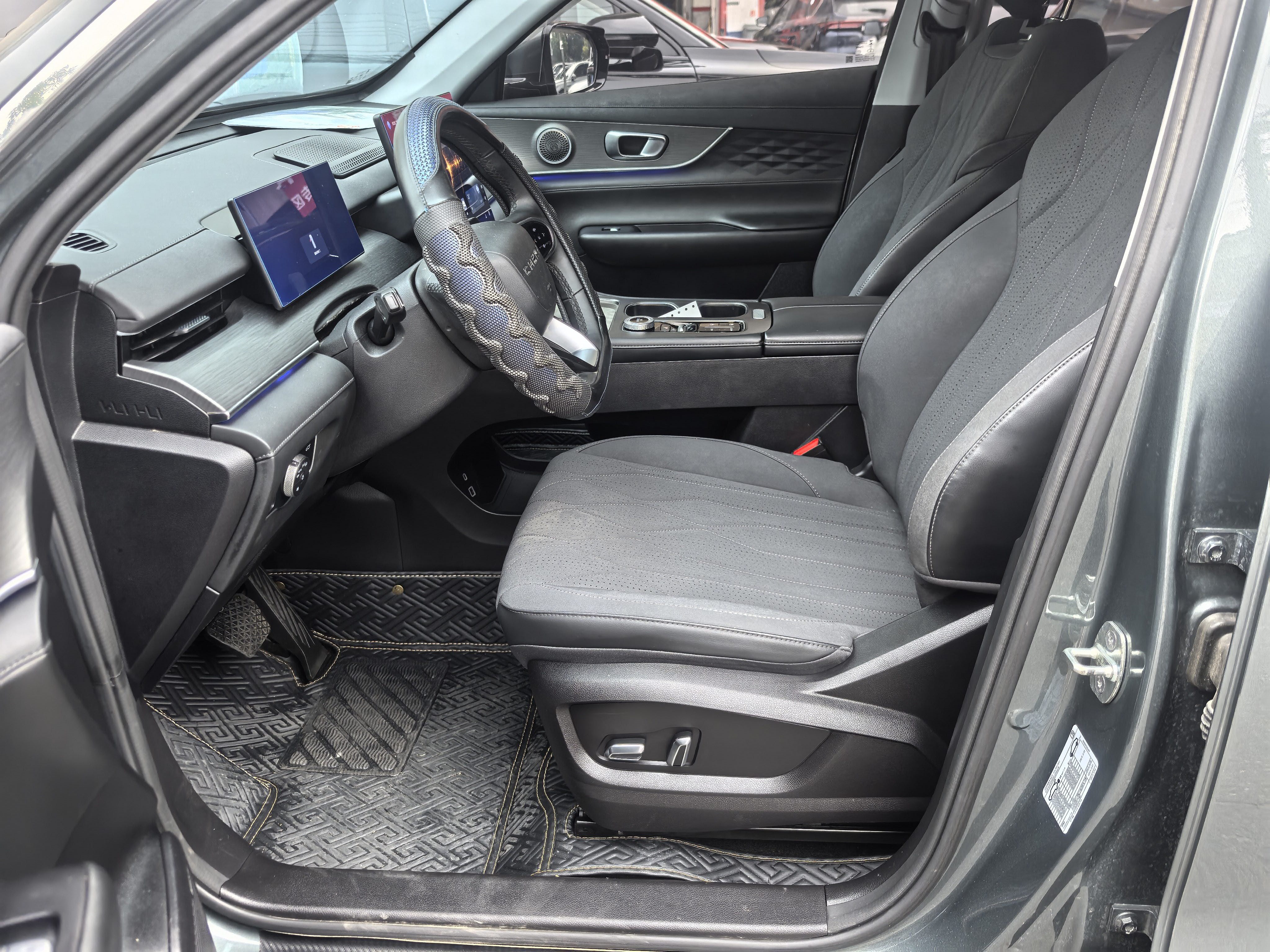 Chery 2025 Tiggo 8 PLUS 1.6TGDI 290TGDI Premium