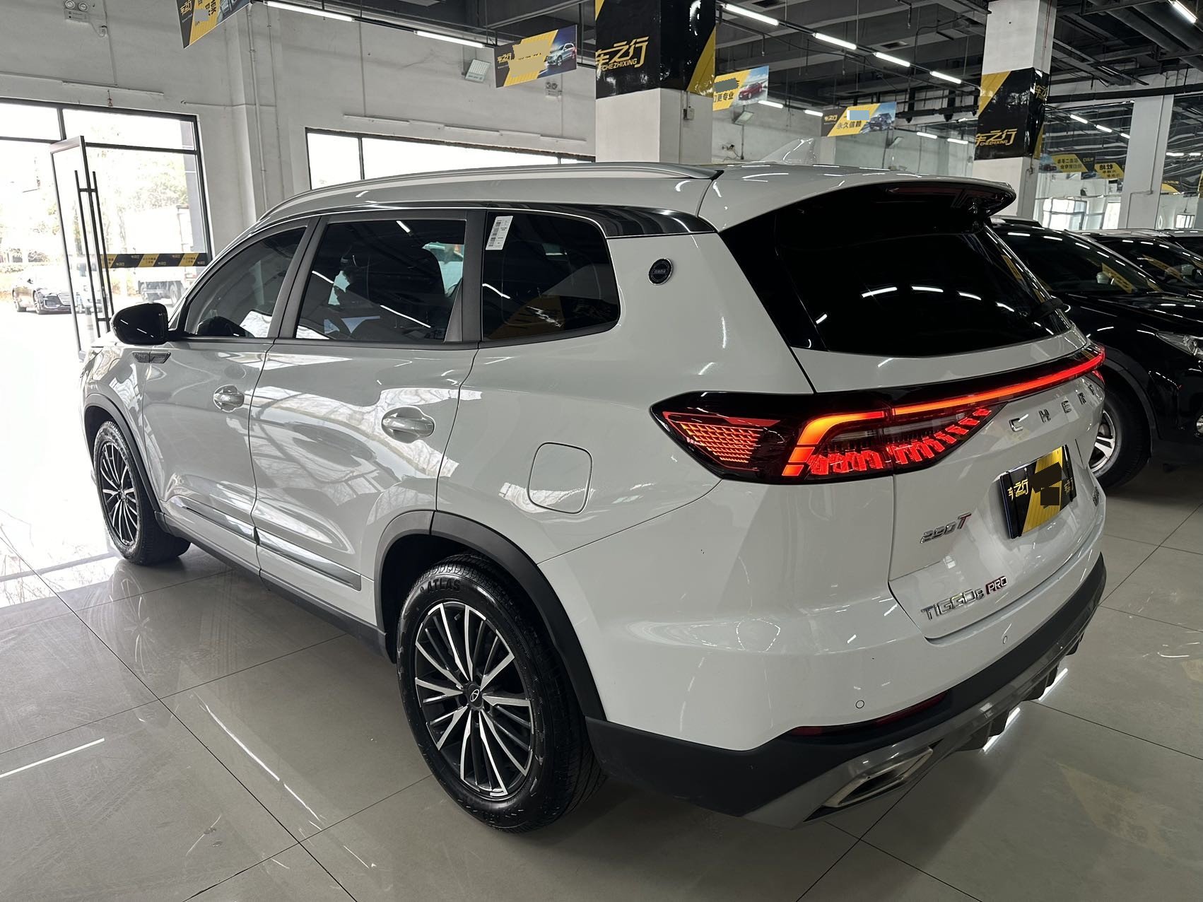 Chery 2024 Tiggo 8 PRO 1.6T 290T Champion Edition 2WD Peak Edition 5-Seater