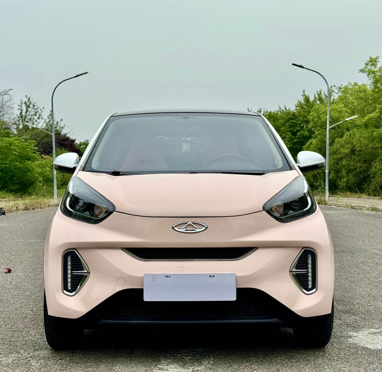 Chery 2022 eQ1 Sweet Pink Half Sugar Edition Ternary Lithium 28.8kWh 30kW 301km (Facelift)
