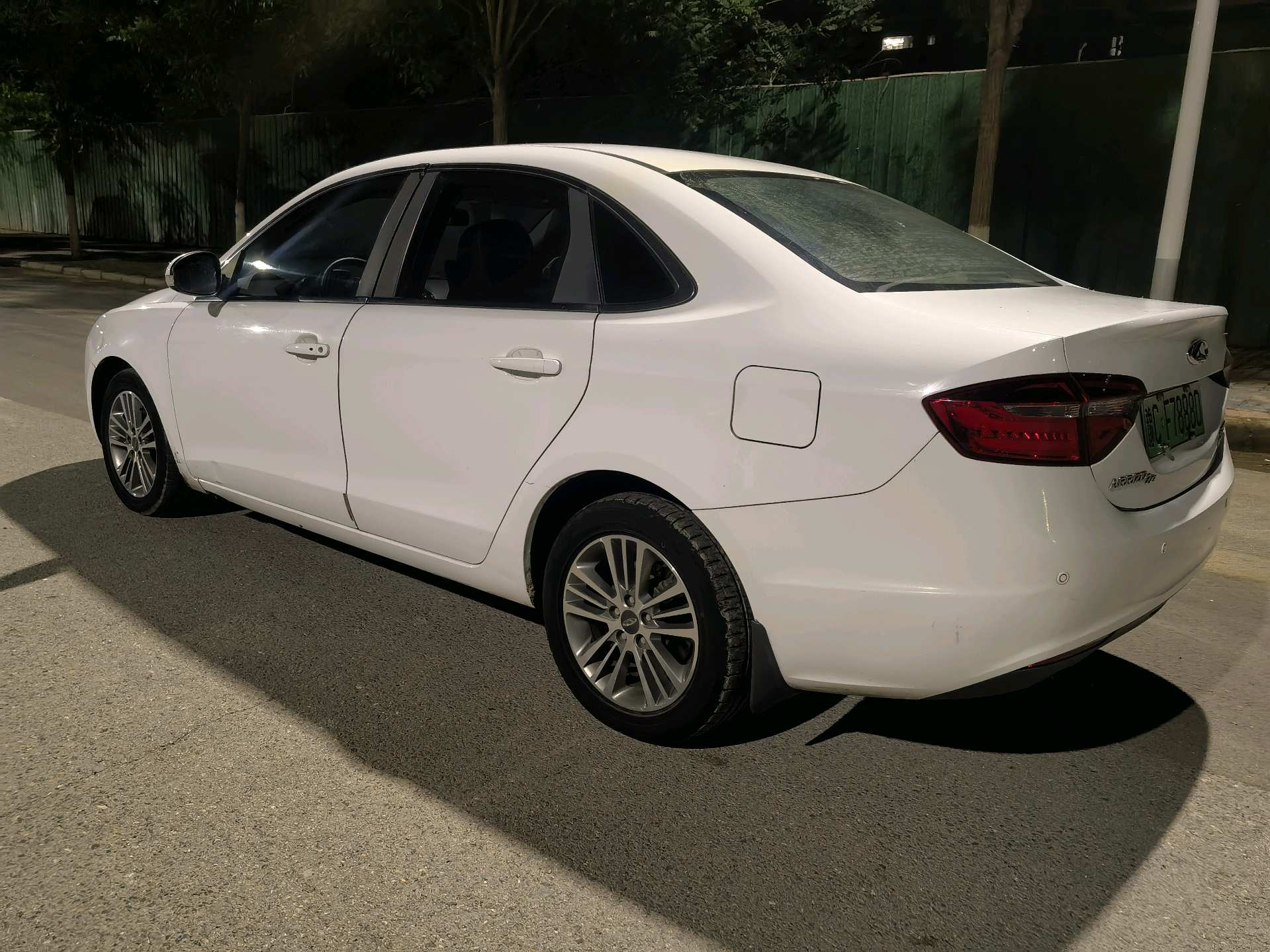Chery 2016 Arrizo 7e 1.6 CVT Zhizun Edition