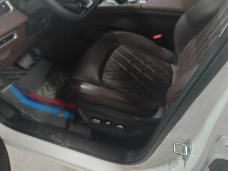 Chery 2024 Tiggo 8 PRO 2.0T 390T Champion Edition 2WD Peak 5-Seater