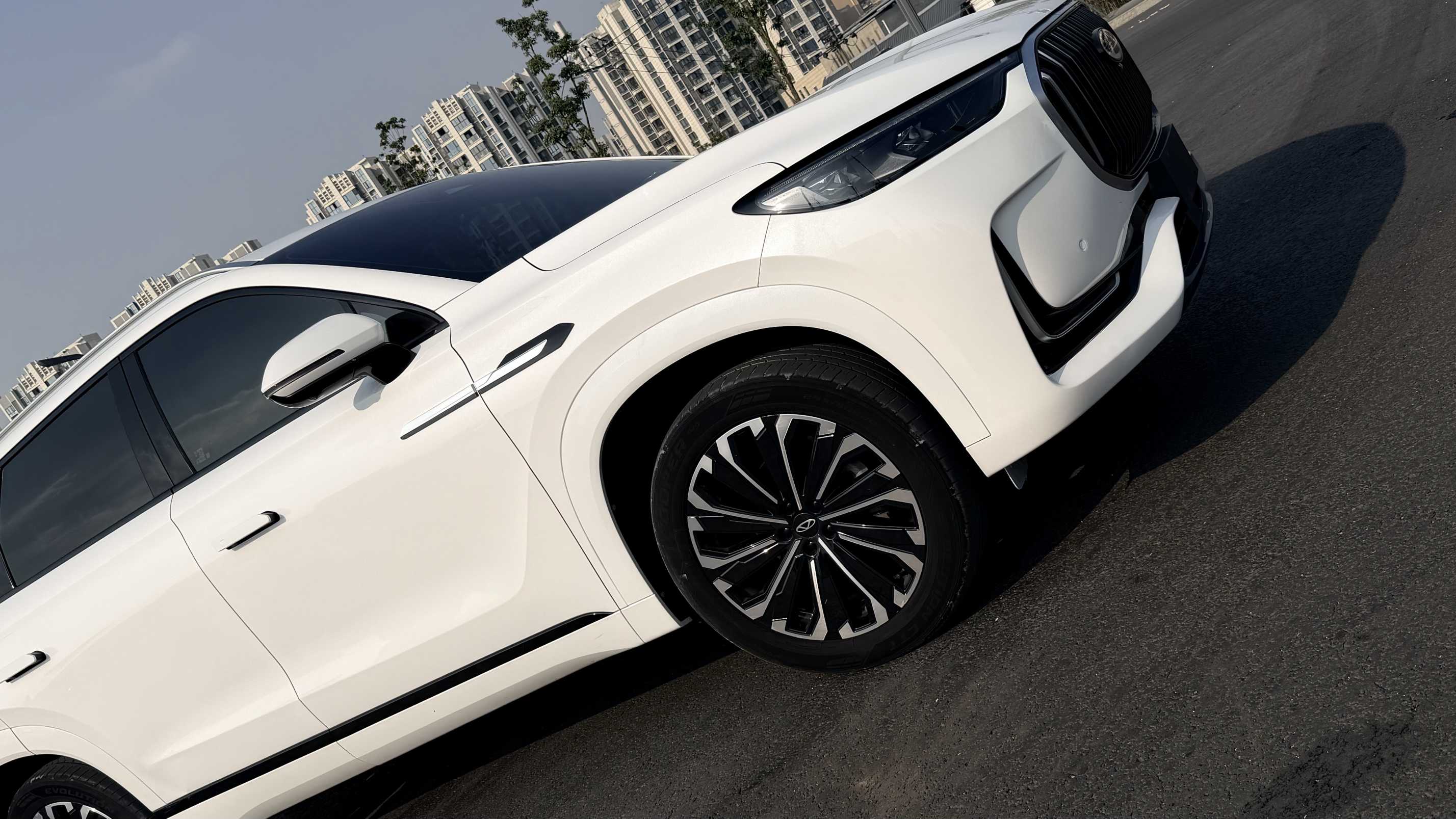 奇瑞 2023款 瑞虎9 2.0T 400T 两驱豪华版5座