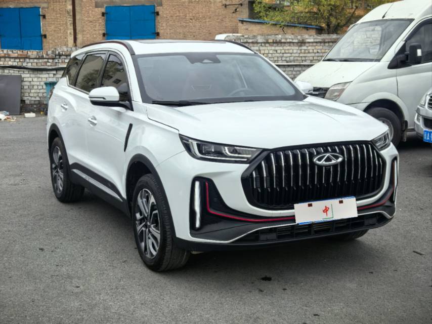 奇瑞 2023款 瑞虎7 PLUS 1.6TGDI 尊贵型