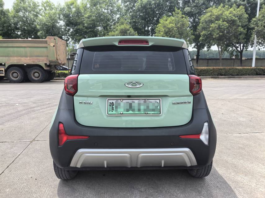 奇瑞 2022款 eQ1 甜粉款 半糖版 磷酸铁锂 30kW 301km(改款)