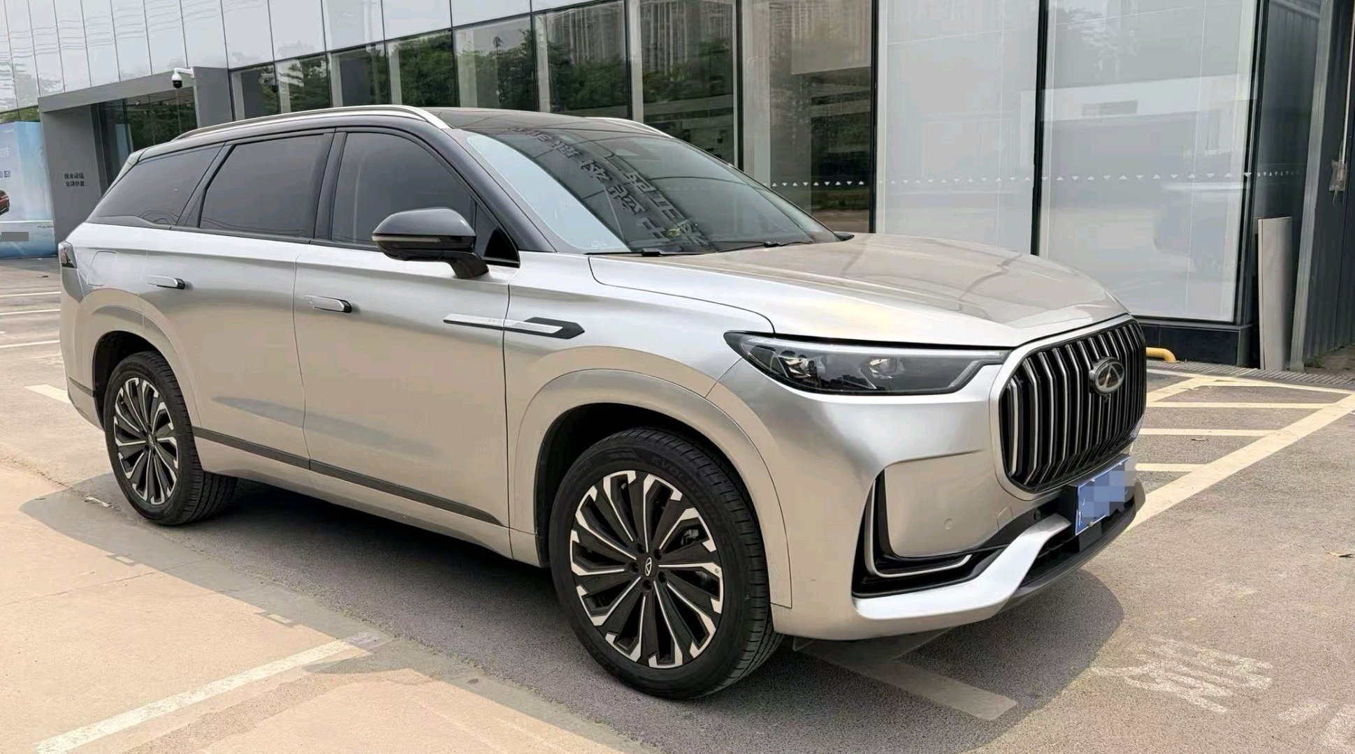 奇瑞 2023款 瑞虎9 2.0T 两驱豪华版7座