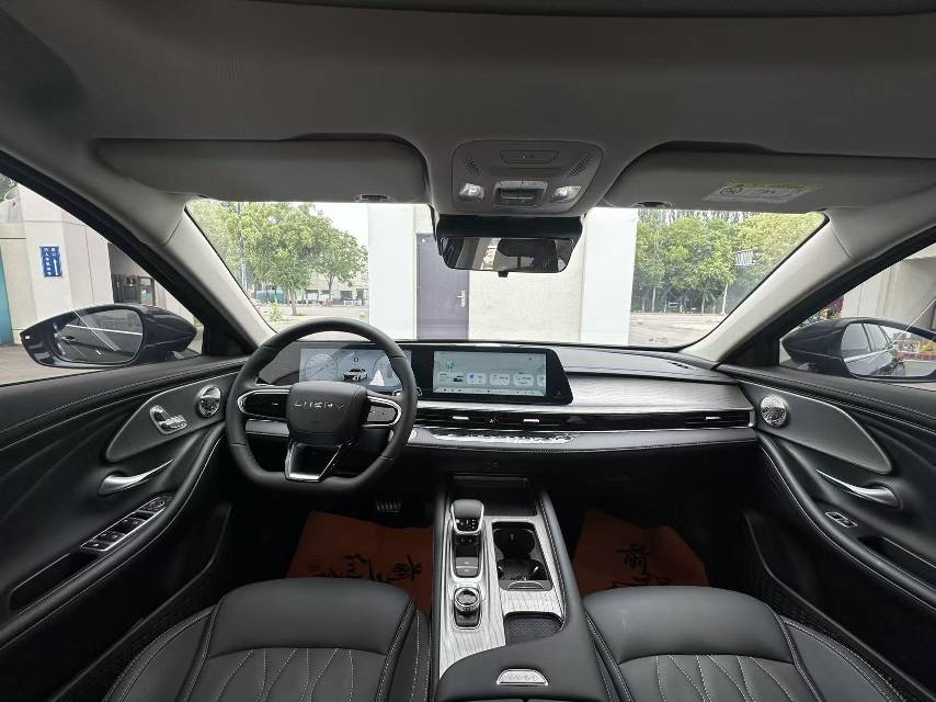 Chery 2025 Arrizo 8 1.6T Zhi