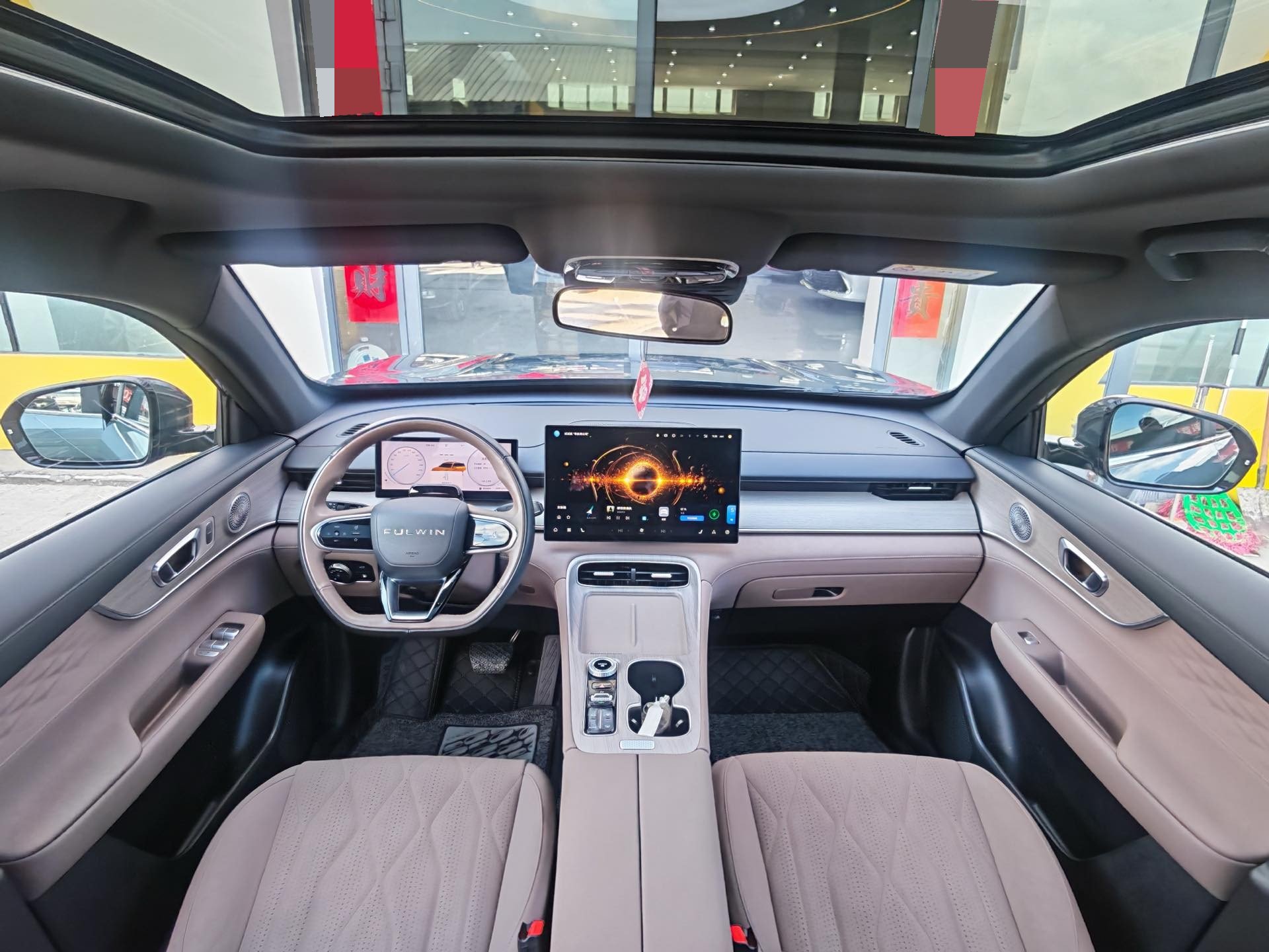 奇瑞 2025款 风云T8 1.5T 130km 尊享版5座