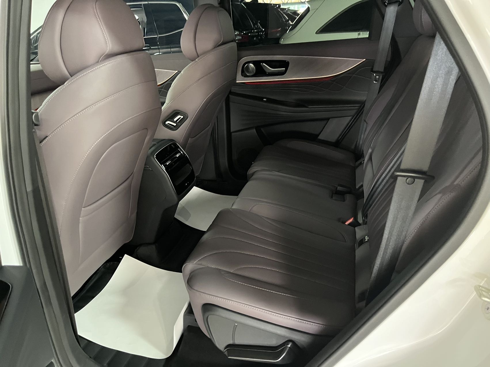 Chery 2025 Tiggo 9 2.0T 2WD Premium 5-Seater