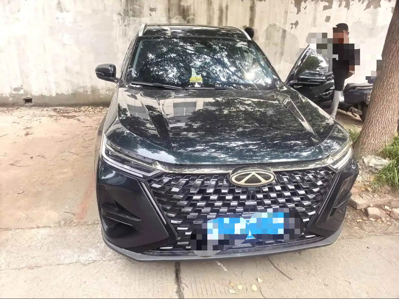 奇瑞 2022款 瑞虎8 PRO 1.6T 290T 两驱天穹版5座